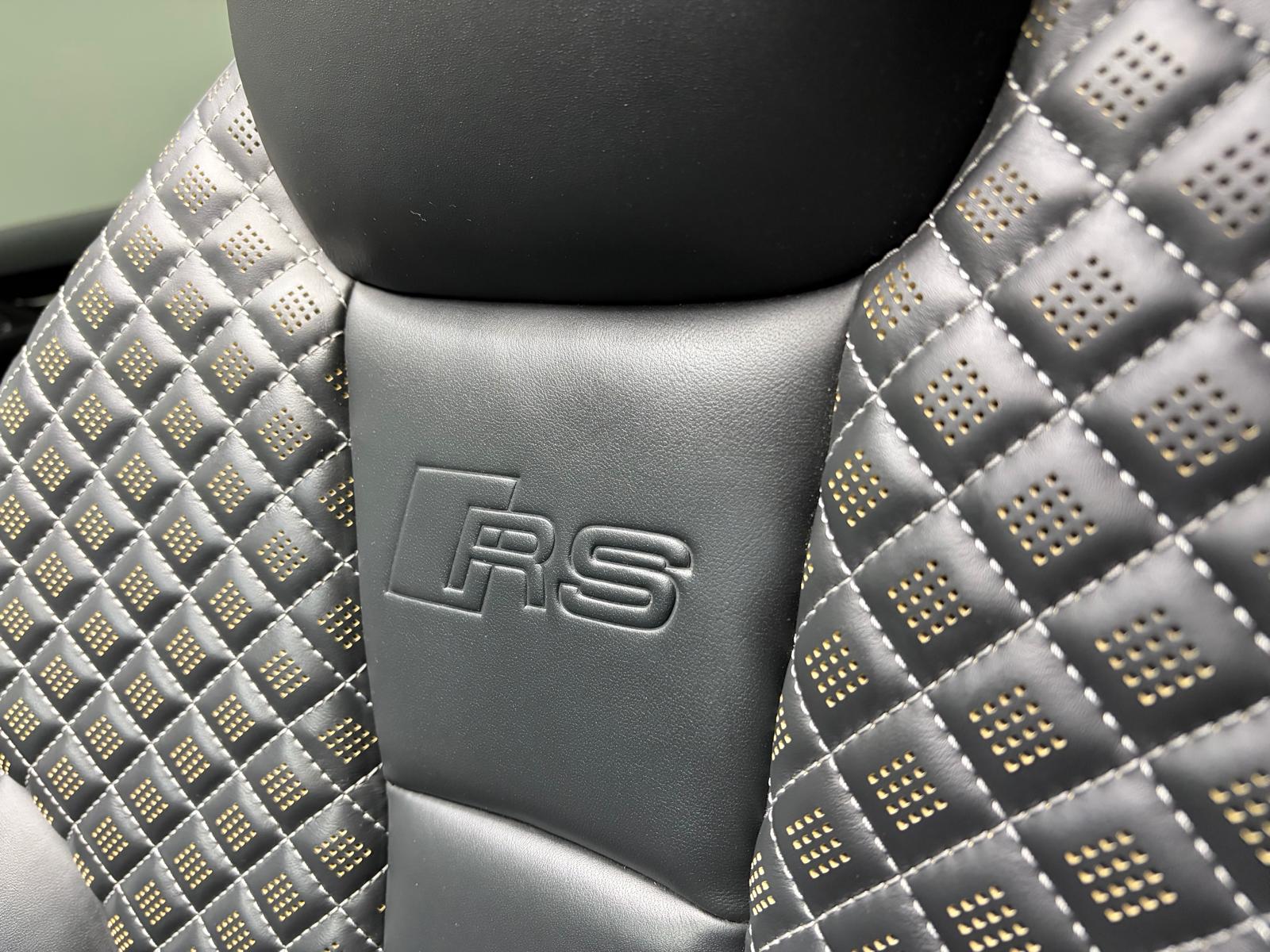 AUDI RS3 Sportback 2.5 TSI quattro S-tronic-image-24