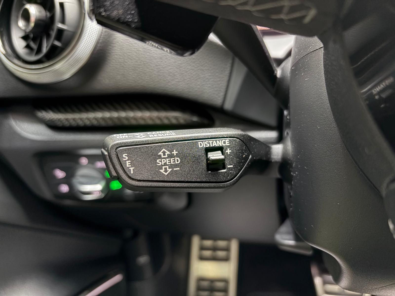 AUDI RS3 Sportback 2.5 TSI quattro S-tronic-image-21