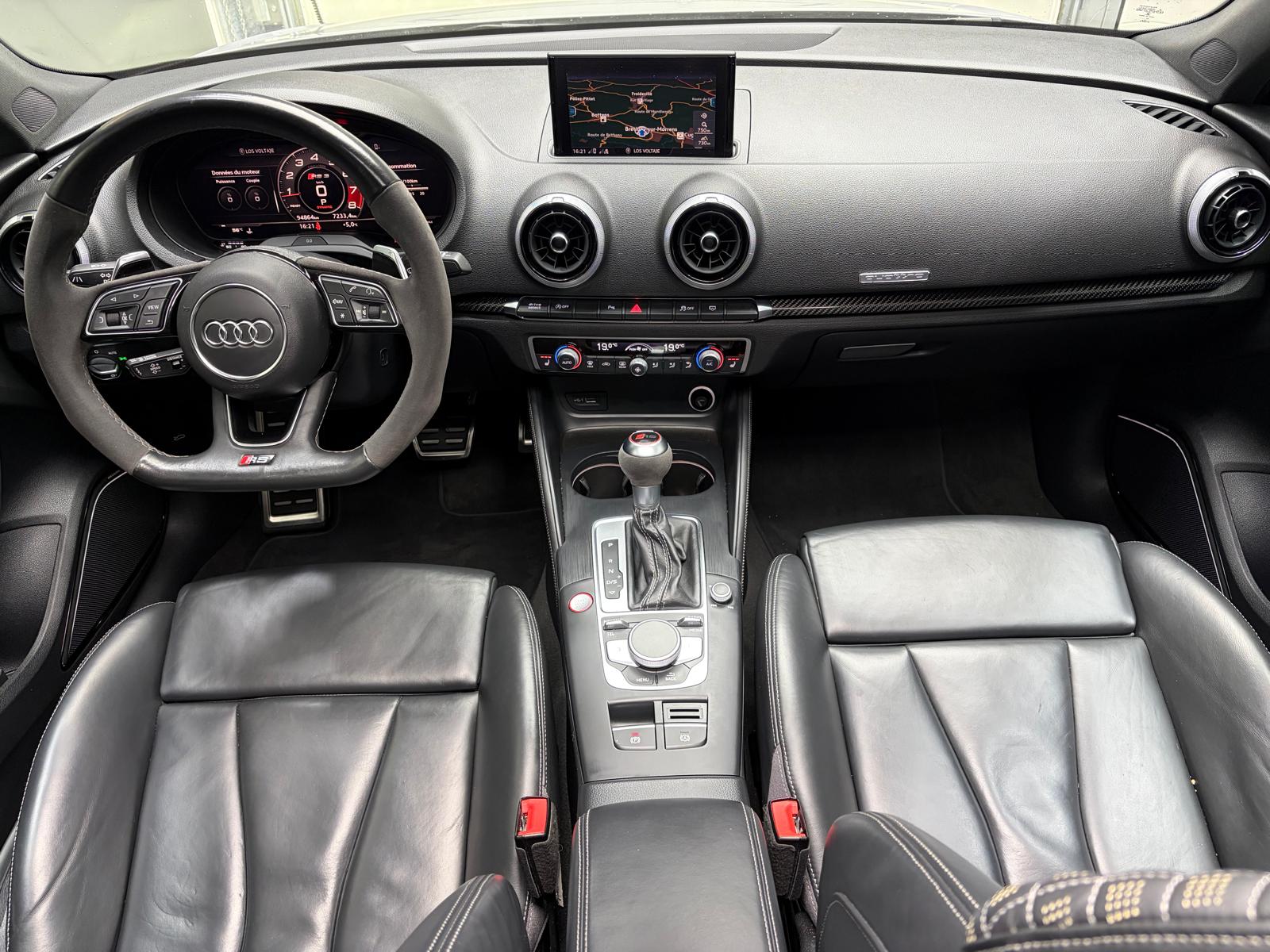 AUDI RS3 Sportback 2.5 TSI quattro S-tronic-image-16
