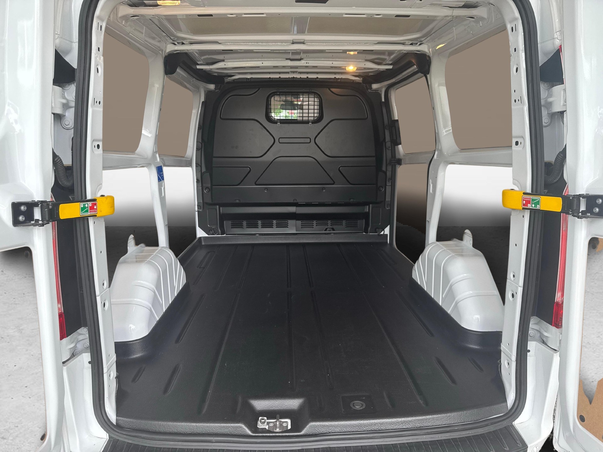 FORD Transit C Van 280 L1 2.0 TDCi 105 Trend-image-11