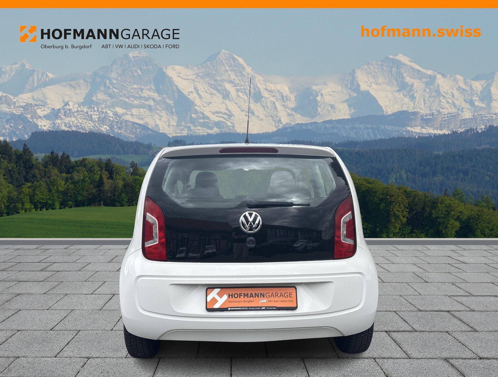 VW Up 1.0 BMT take up-showroom-element-3
