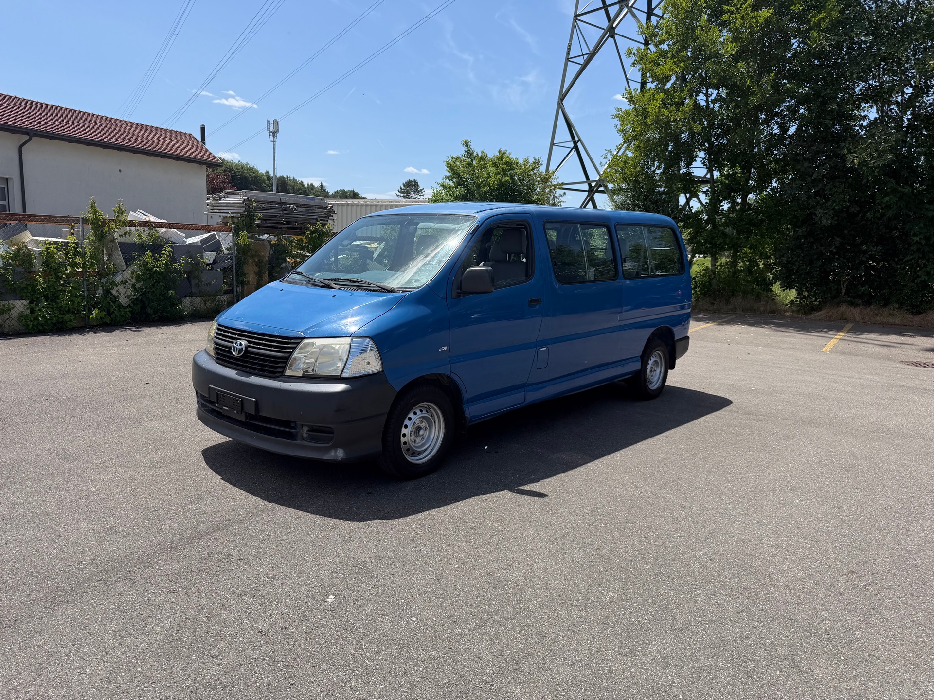 TOYOTA Hiace D-4D Kombi 4WD SWB