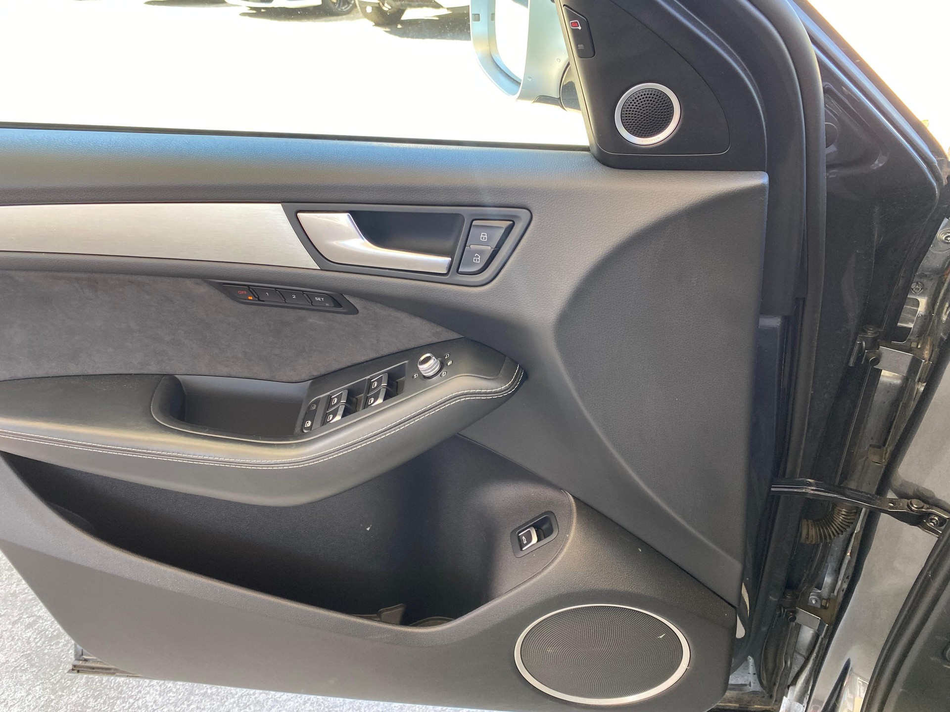 AUDI SQ5 3.0 V6 Bi-TDI quattro T-Tronic-image-13
