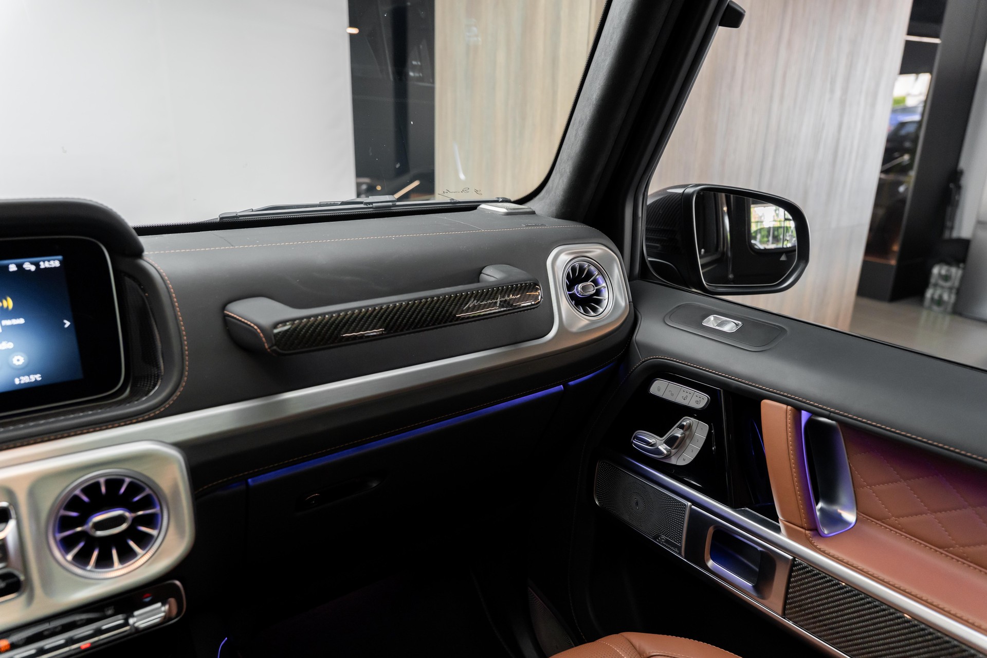 MERCEDES-BENZ G 63 AMG 9G-Tronic Manufaktur-image-16