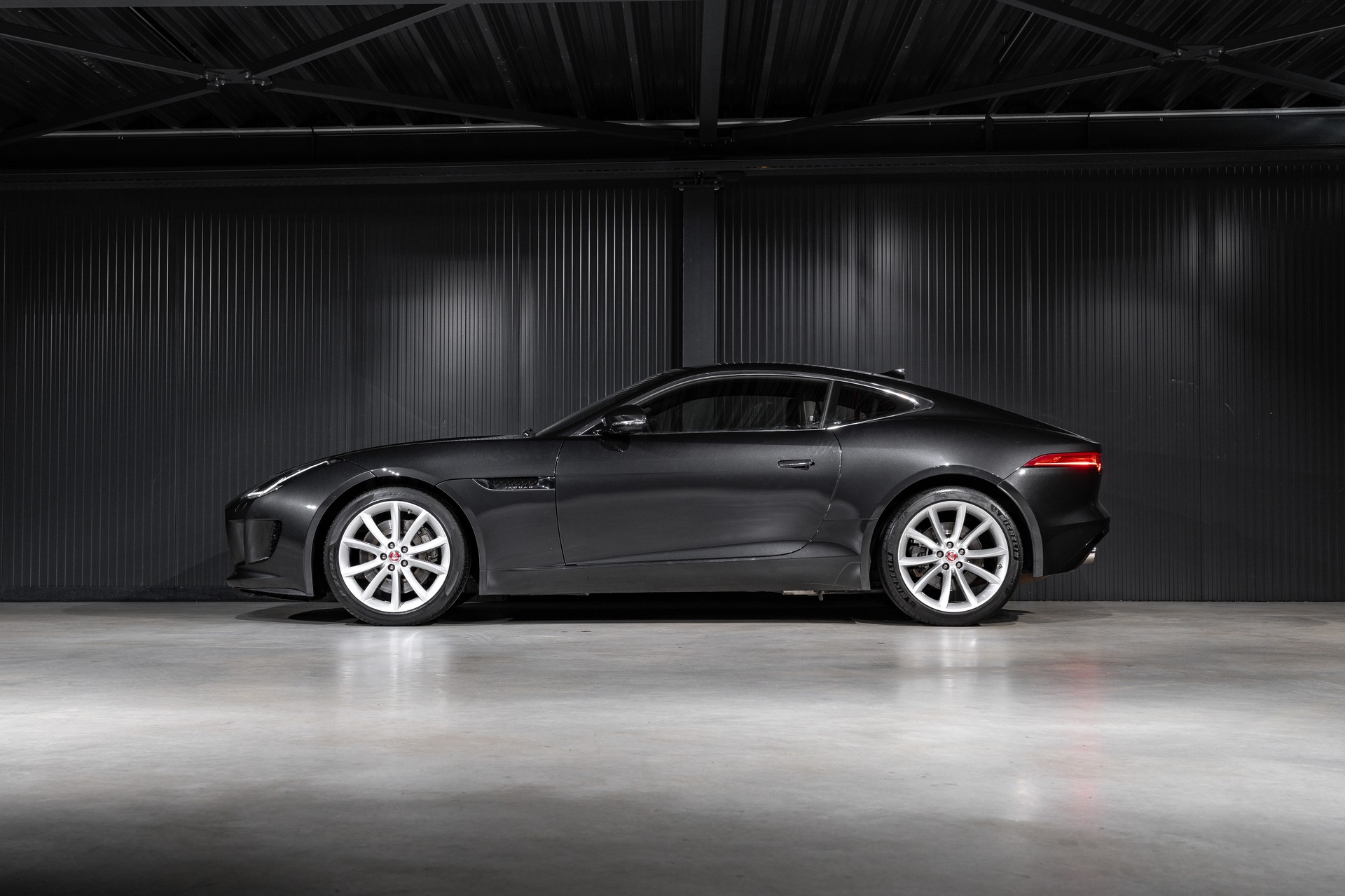 JAGUAR F-Type Coupé 3.0 V6 S/C-showroom-element-2