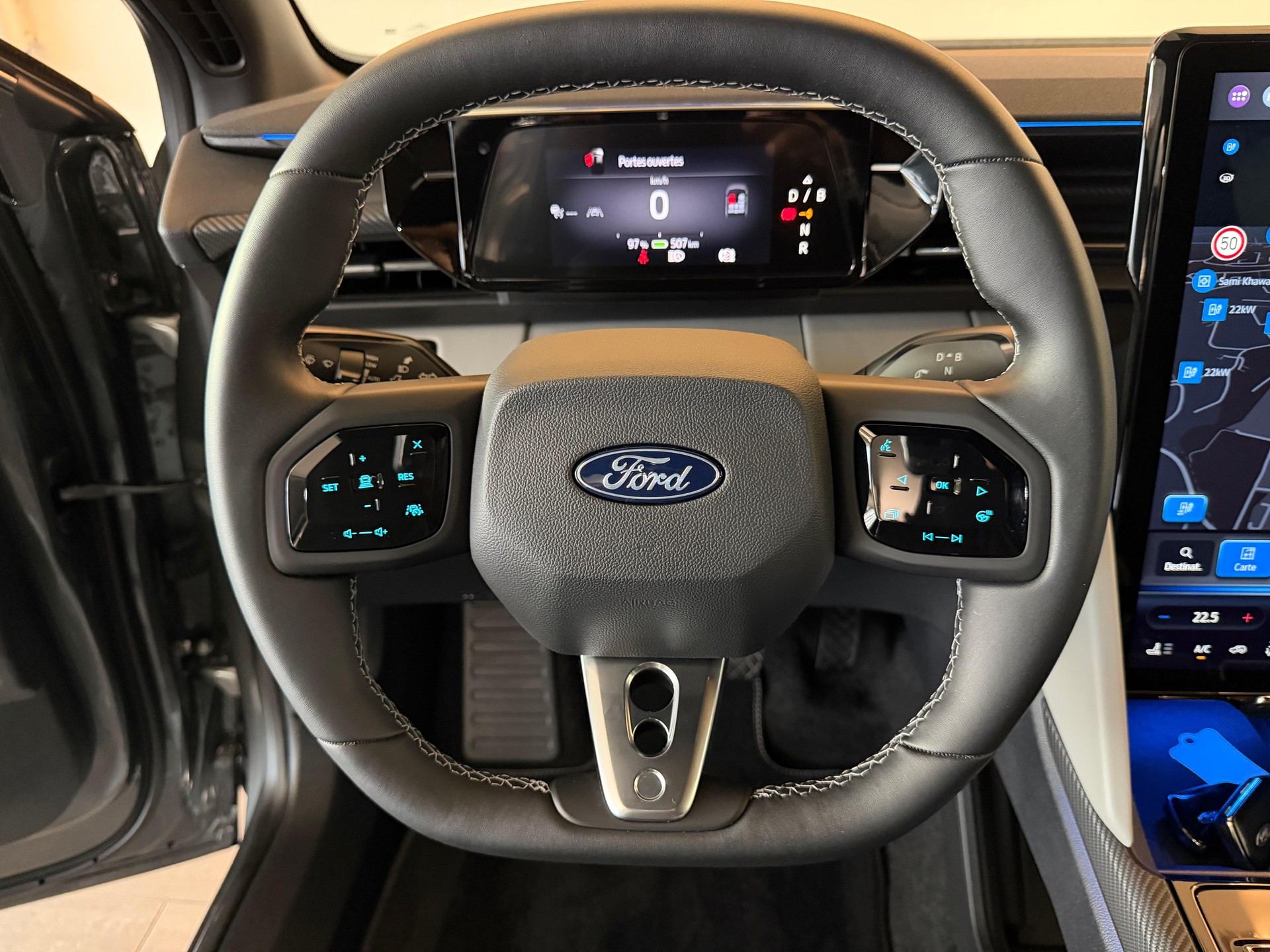 FORD Capri Extended Range Premium AWD-image-13
