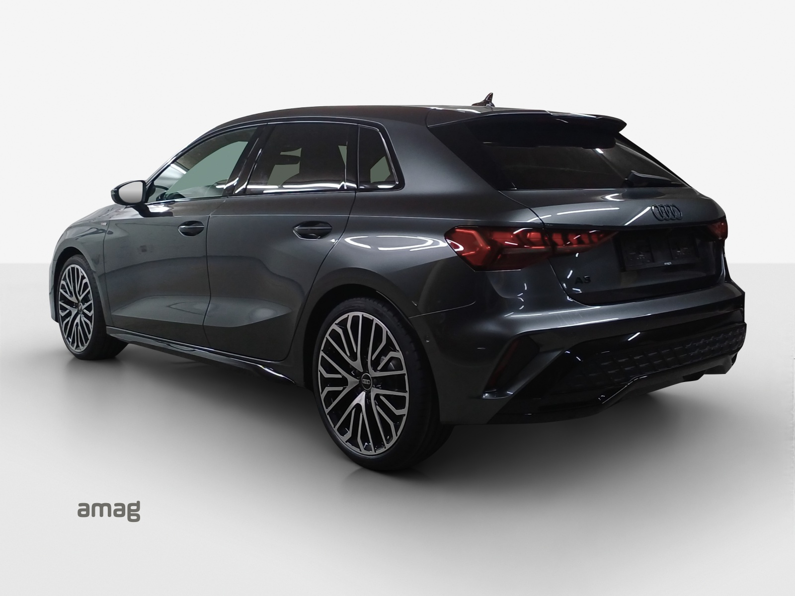 AUDI A3 Sportback TFSI 110 kW S line Attraction S tronic-showroom-element-2
