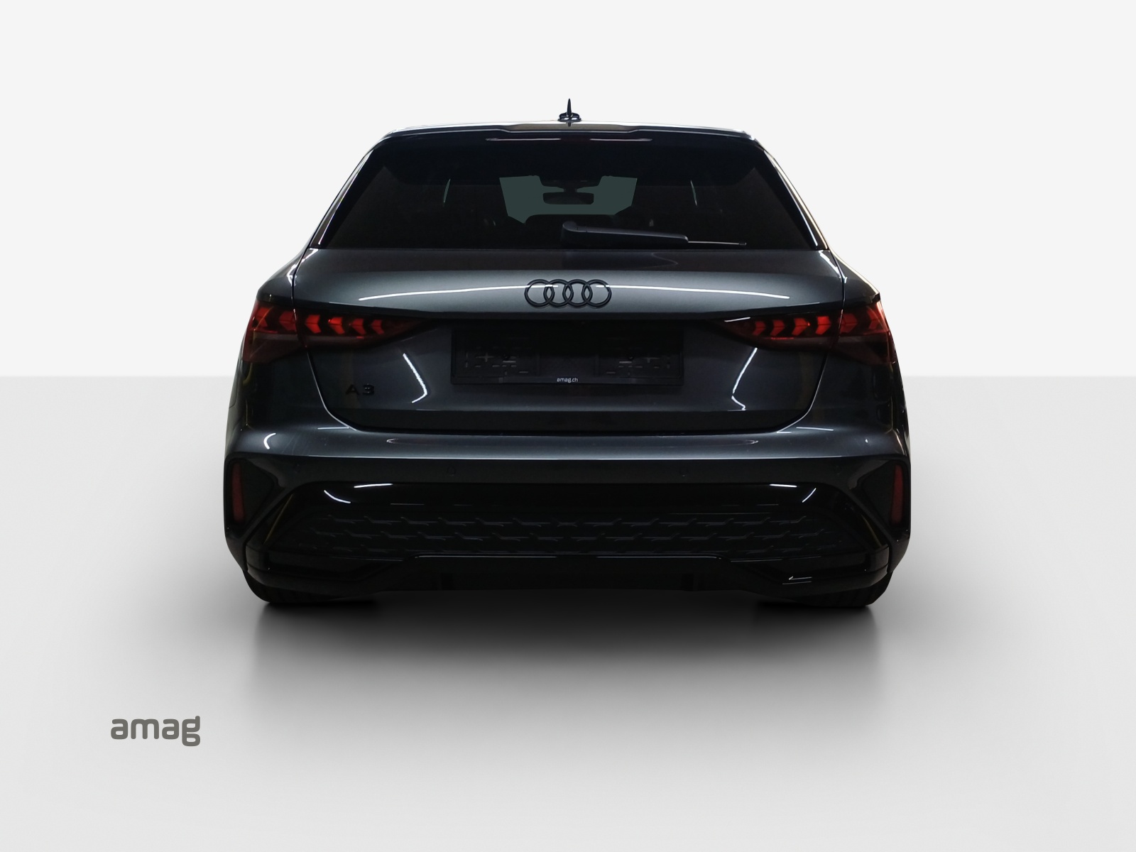 AUDI A3 Sportback TFSI 110 kW S line Attraction S tronic-showroom-element-3