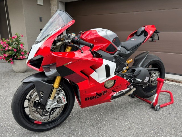 DUCATI Panigale V4 R-image-0