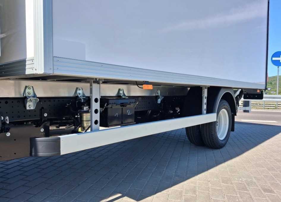 ISUZU M 27 H-image-7