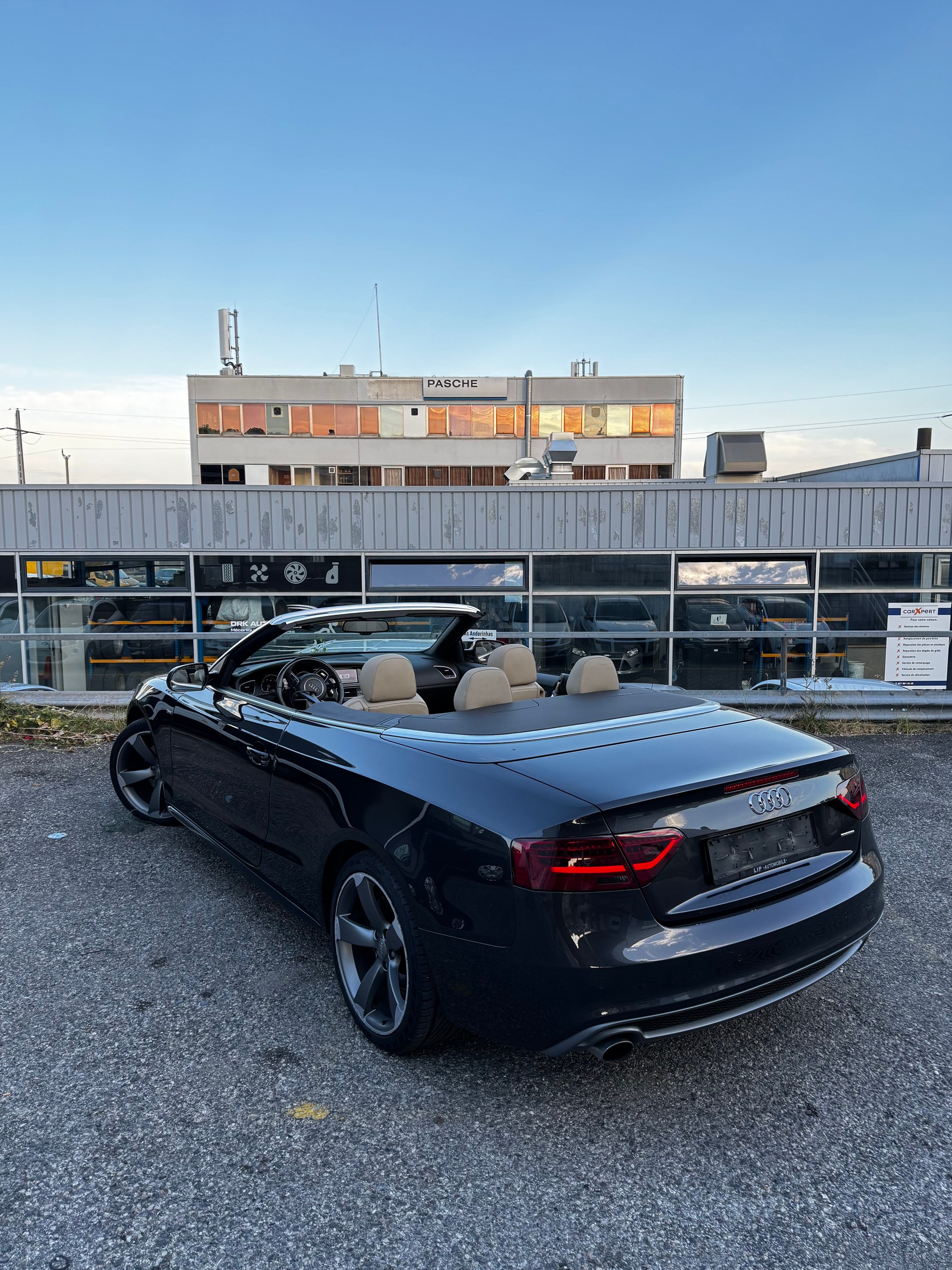 AUDI A5 Cabriolet 2.0 TFSI quattro S-tronic-image-3