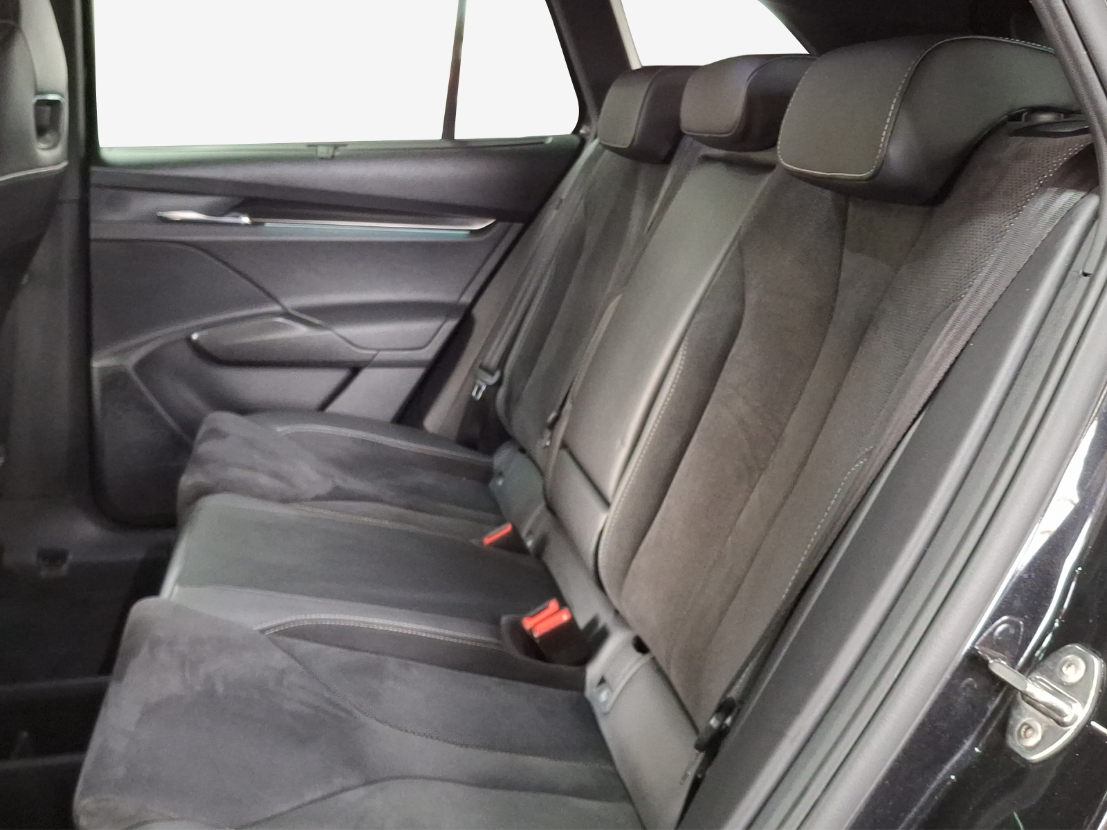 SKODA Enyaq iV 80x SportLine-image-11