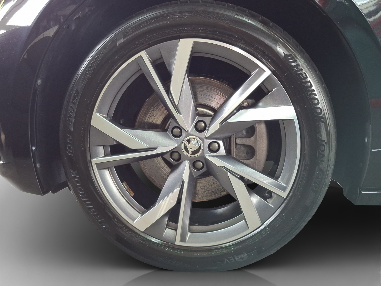 SKODA Enyaq iV 80x SportLine-image-14