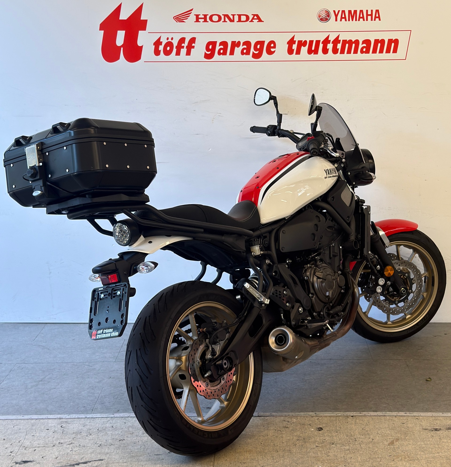 YAMAHA XSR 700-image-3