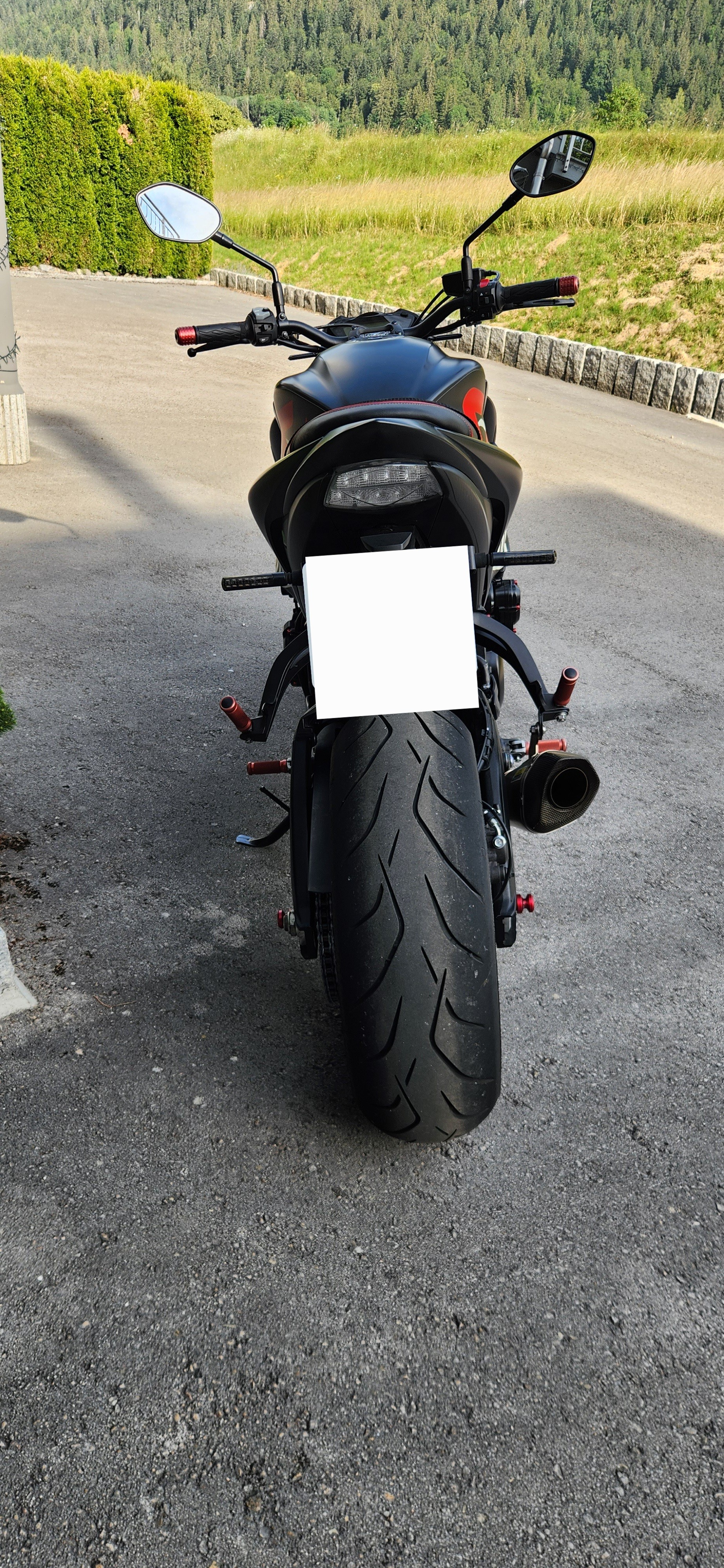 SUZUKI GSX-S 1000-image-3