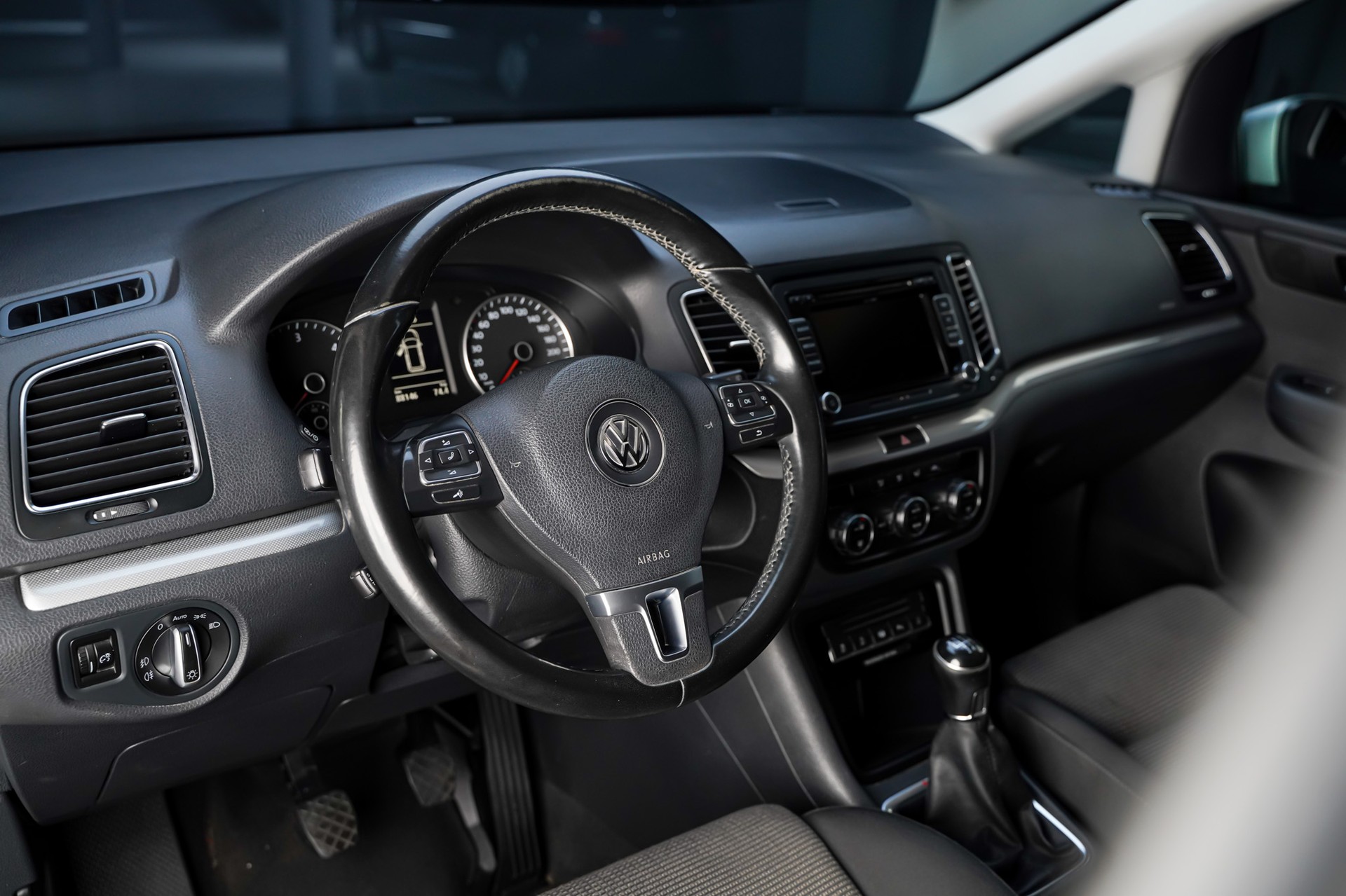 VW Sharan 2.0 TDI BMT Comfortline 4Motion 7-Plätzer-image-9