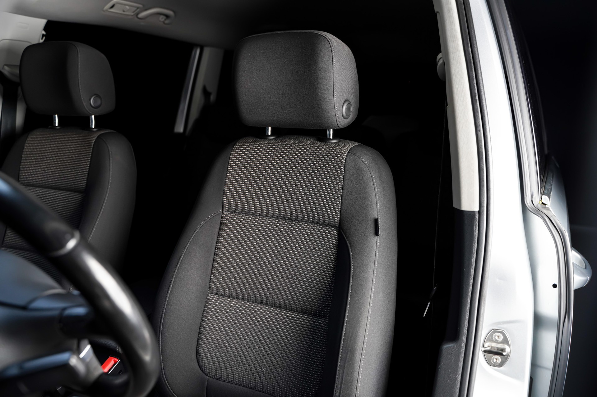 VW Sharan 2.0 TDI BMT Comfortline 4Motion 7-Plätzer-image-11