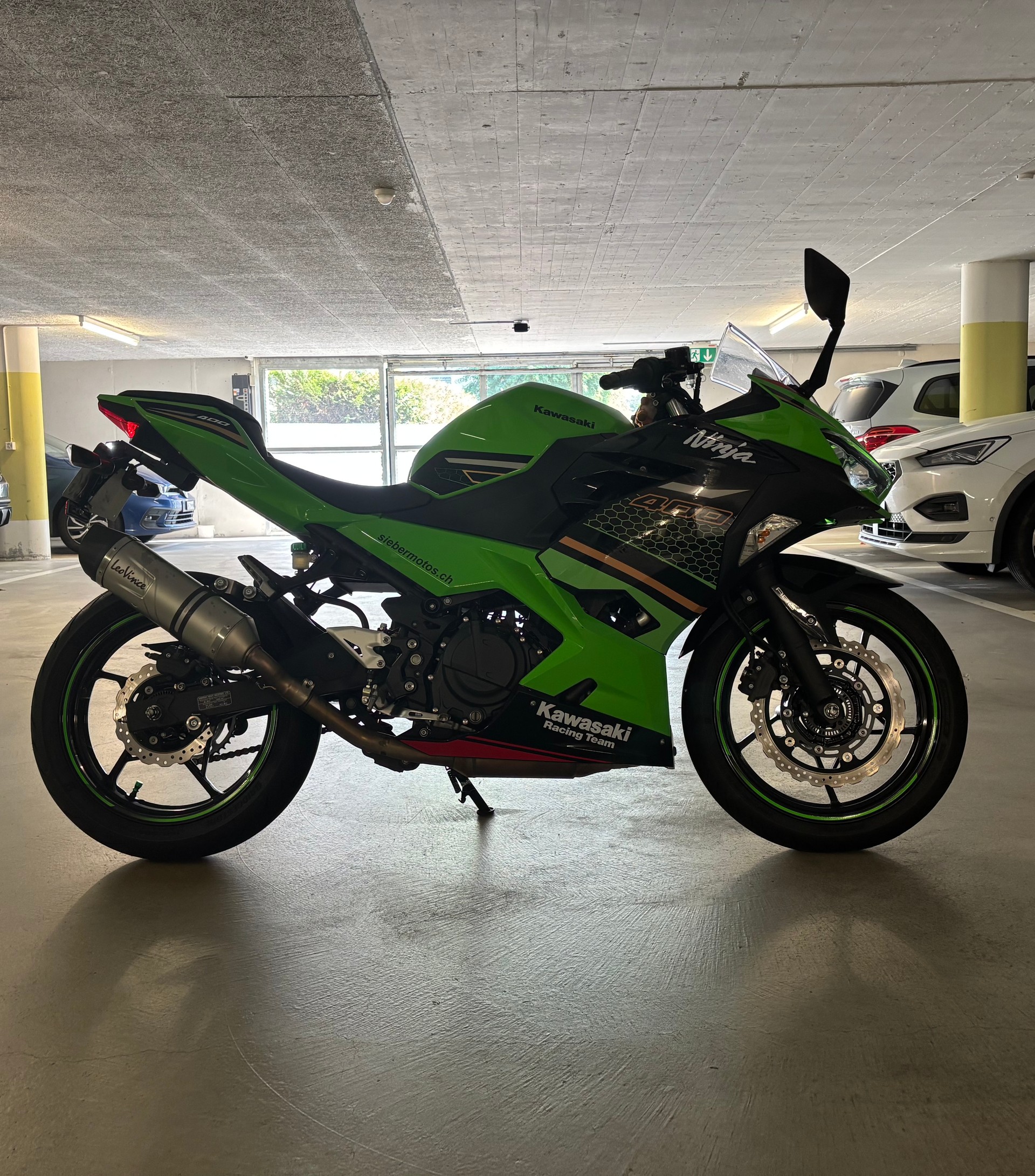 KAWASAKI Ninja 400 ABS-image-1
