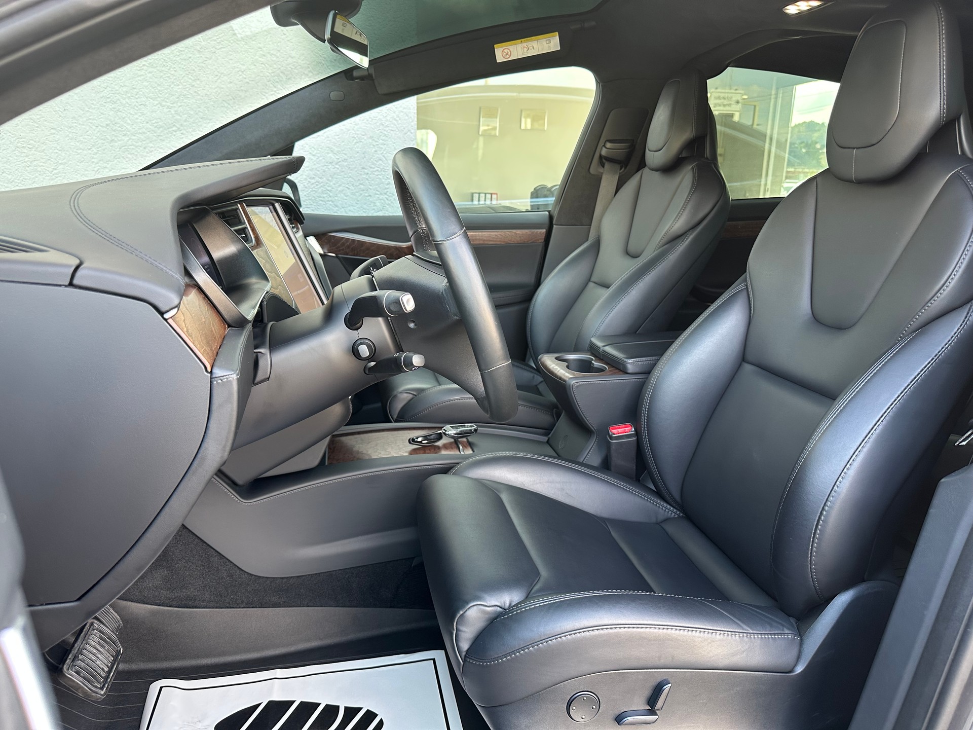TESLA Model X *RAVEN* Maximale-Reichweite-image-7