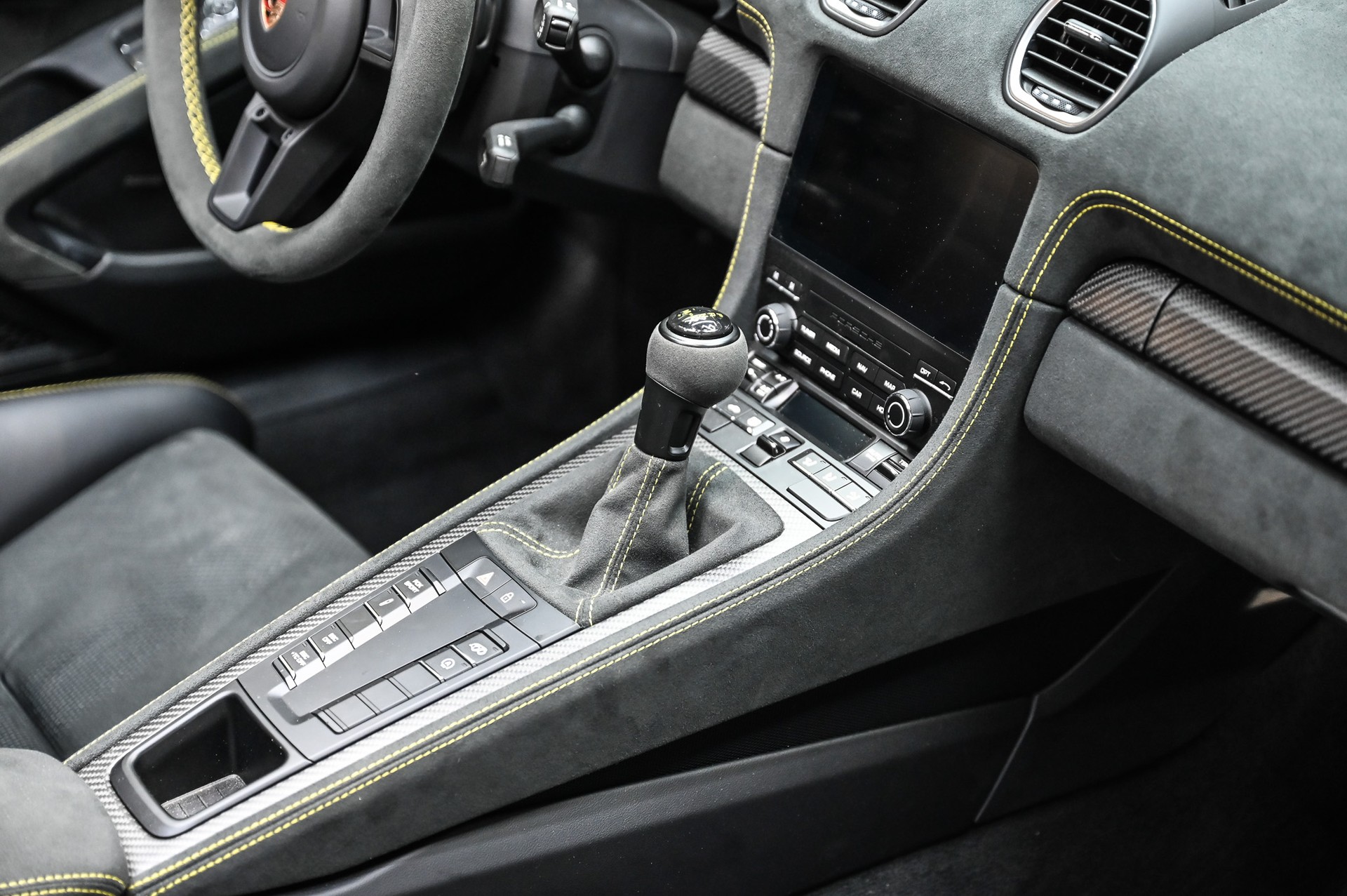 PORSCHE 718 Spyder RS PDK Weissach-Paket-image-28