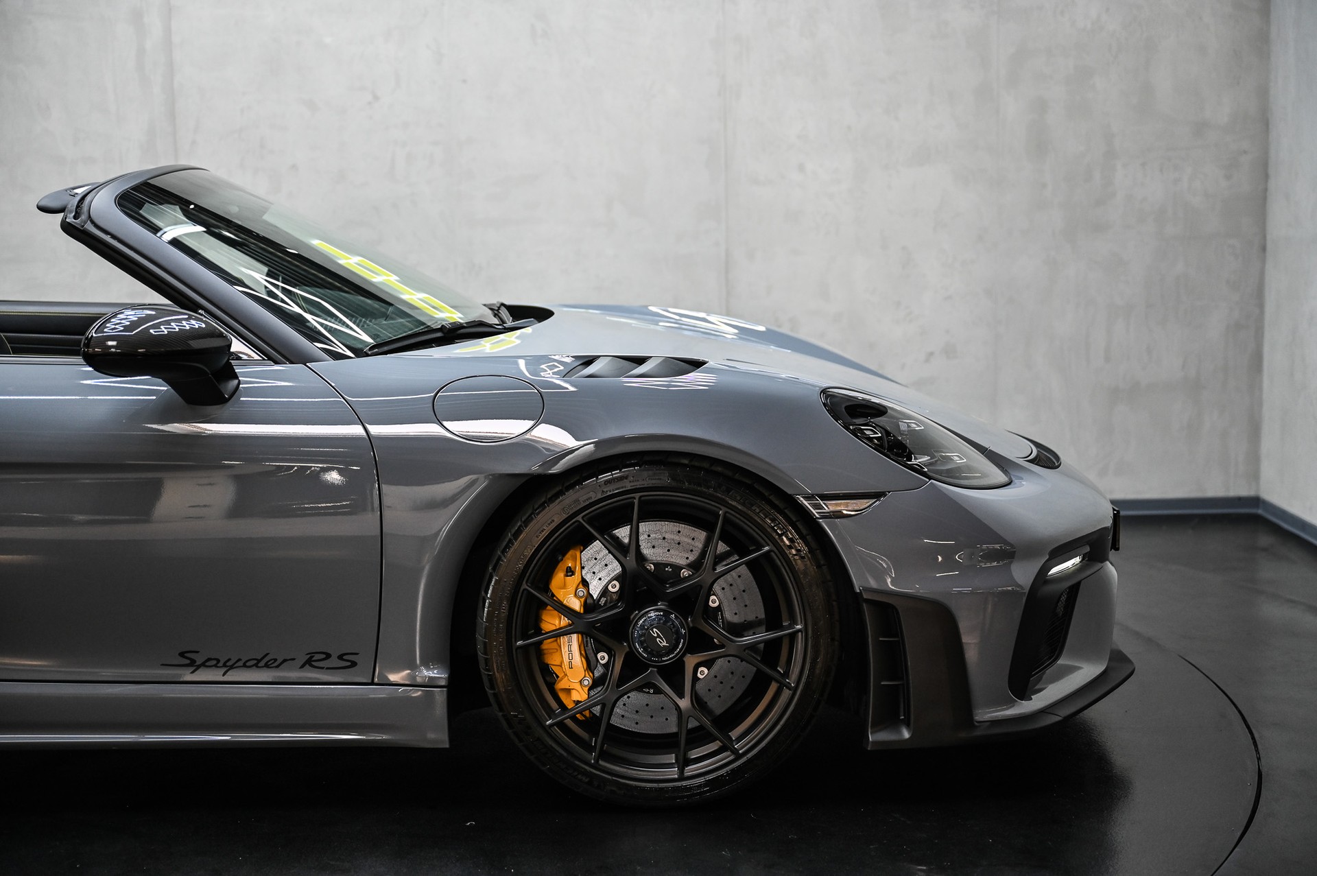 PORSCHE 718 Spyder RS PDK Weissach-Paket-image-15