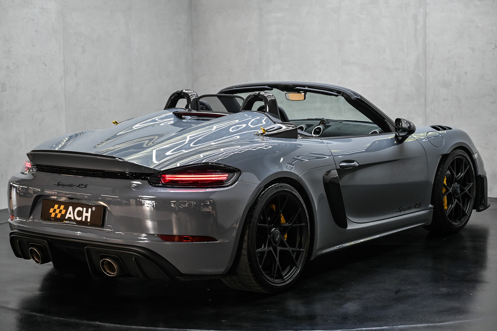 PORSCHE 718 Spyder RS PDK Weissach-Paket-image-11