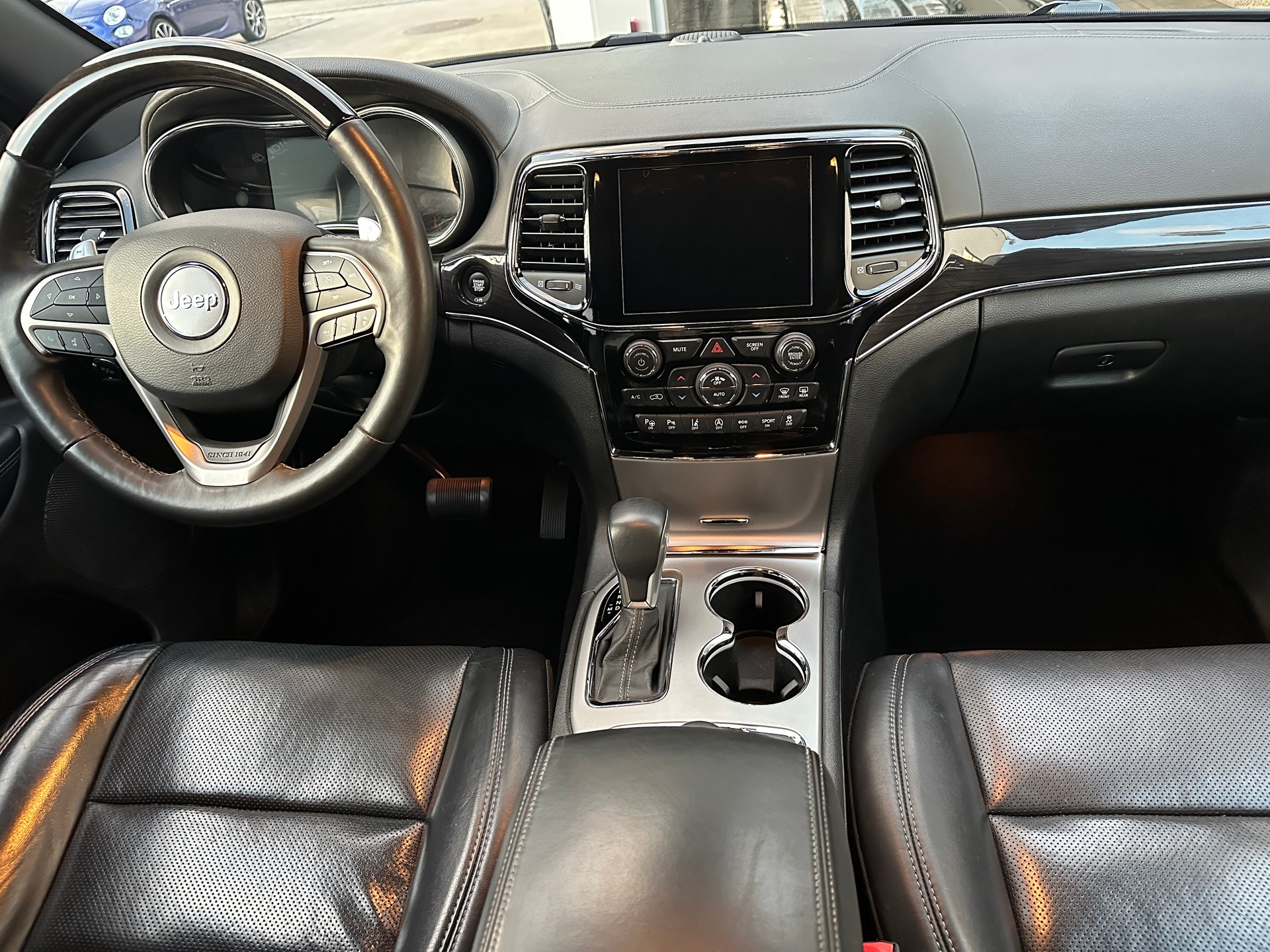 JEEP Grand Cherokee 3.0 CRD Overland Automatic-image-7