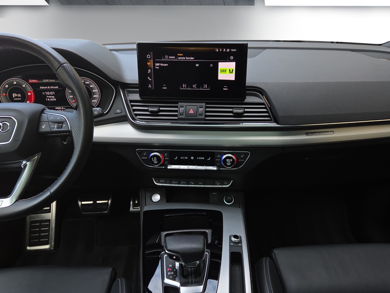 AUDI Q5 Sportback 40 TDI Blackedition quattro S-tronic-image-12