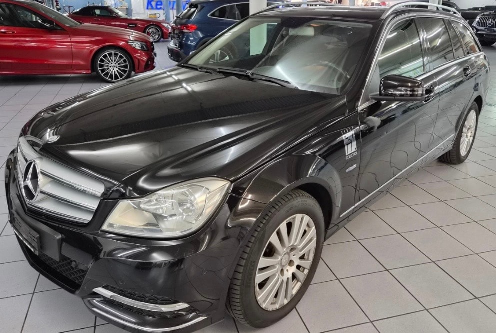 MERCEDES-BENZ C 180 BlueEfficiency 7G-Tronic
