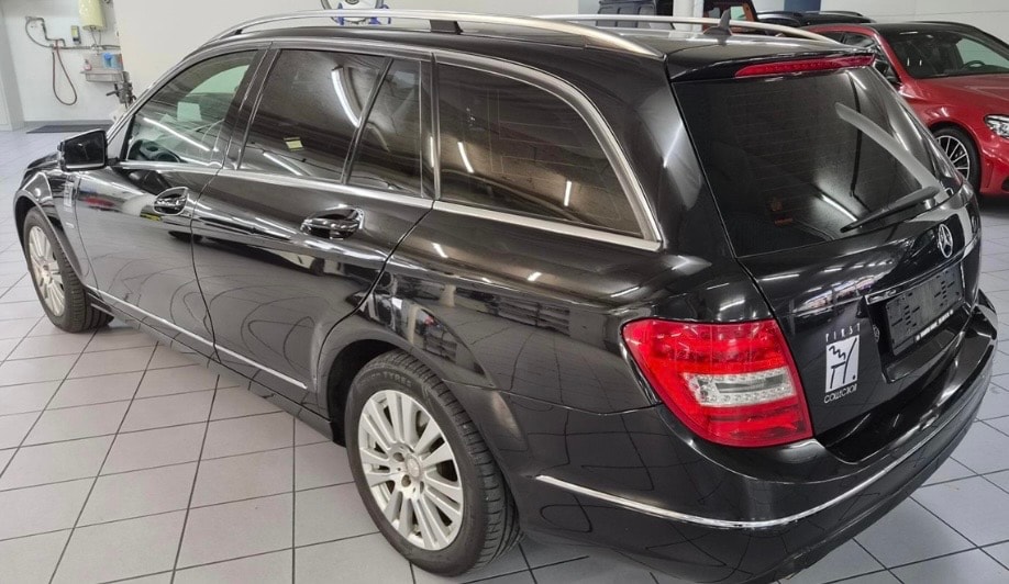 MERCEDES-BENZ C 180 BlueEfficiency 7G-Tronic-showroom-element-3