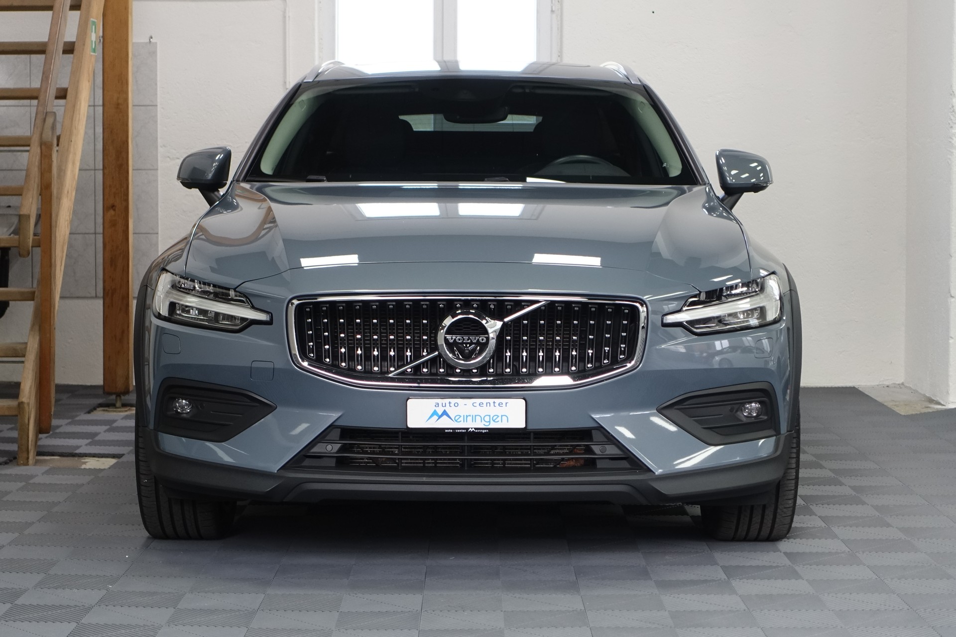 VOLVO V60 Cross Country 2.0 B5 AWD-showroom-element-2