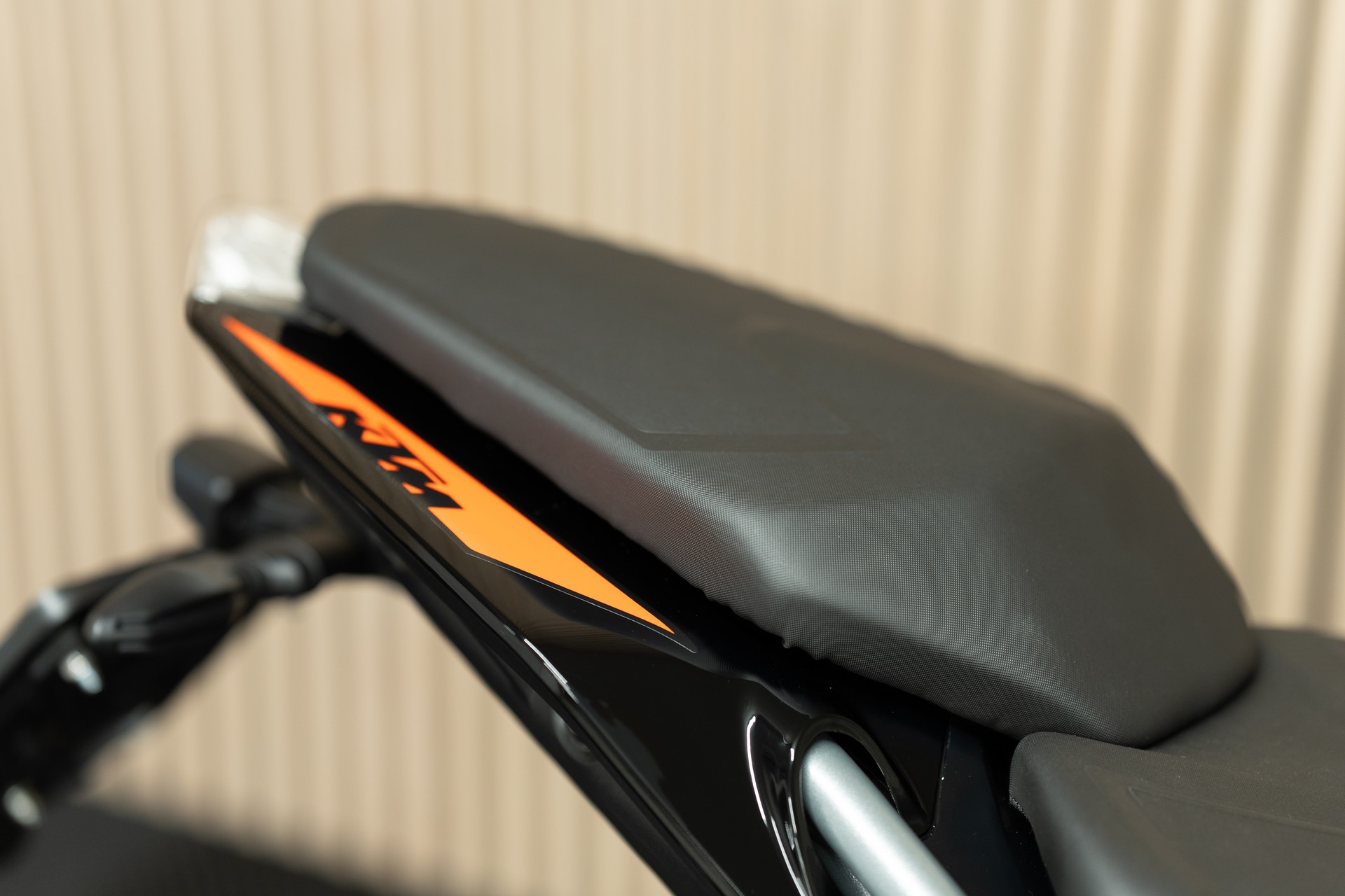 KTM 125 Duke-image-4