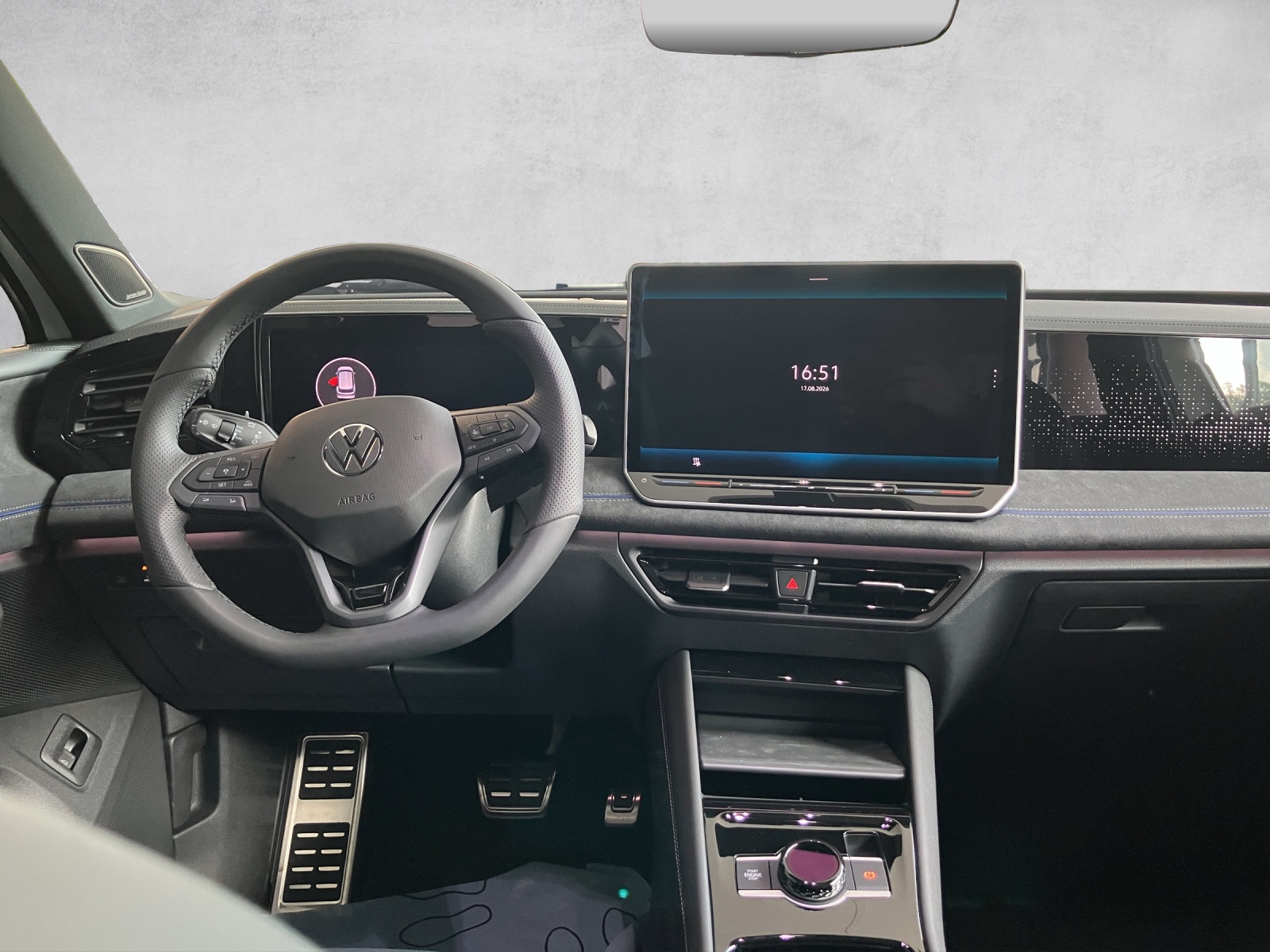 VW Tiguan 2.0 TSI DSG R-Line United 4Motion-image-4