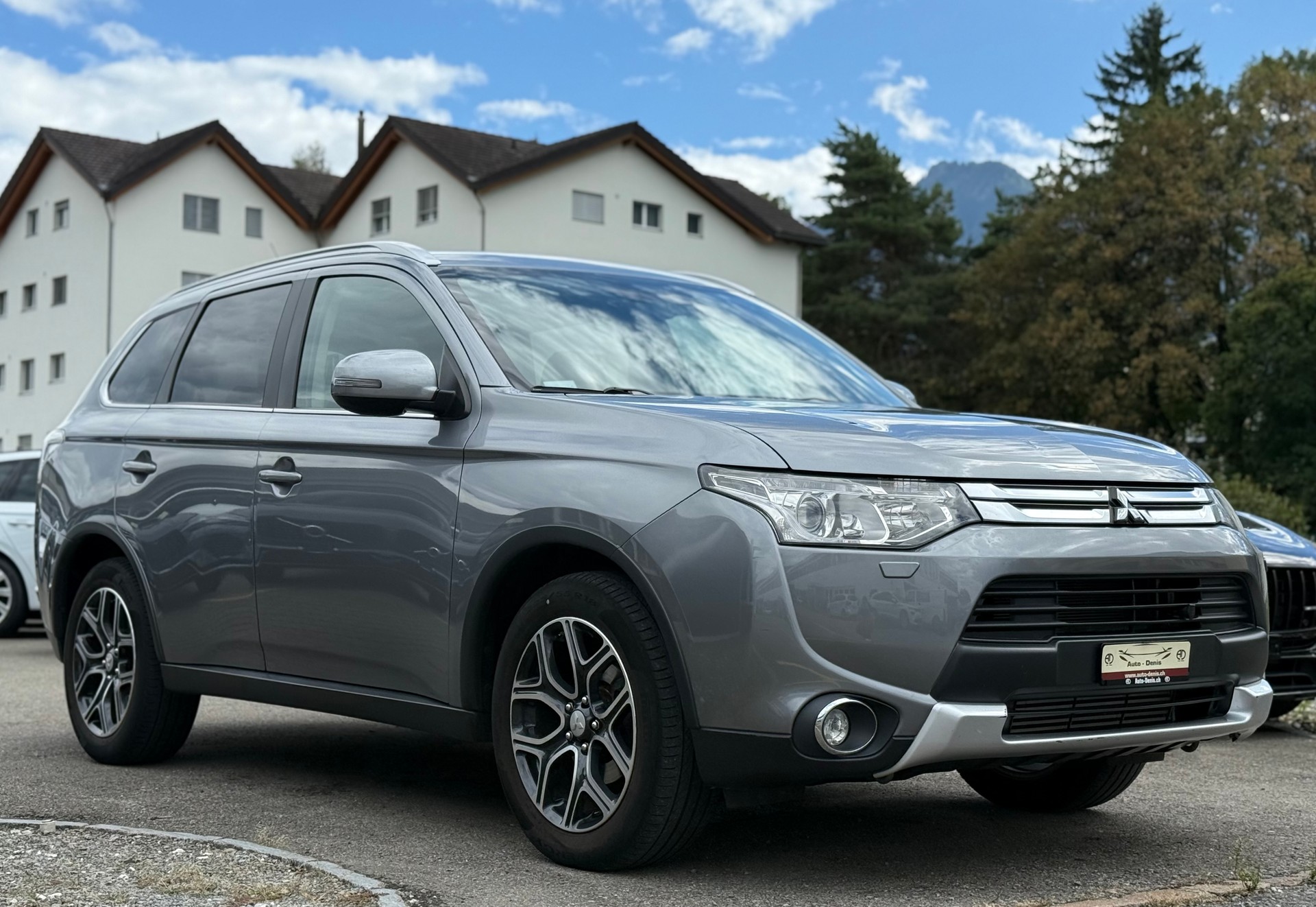 MITSUBISHI Outlander 2.2 DID Navigator Safety-showroom-element-3