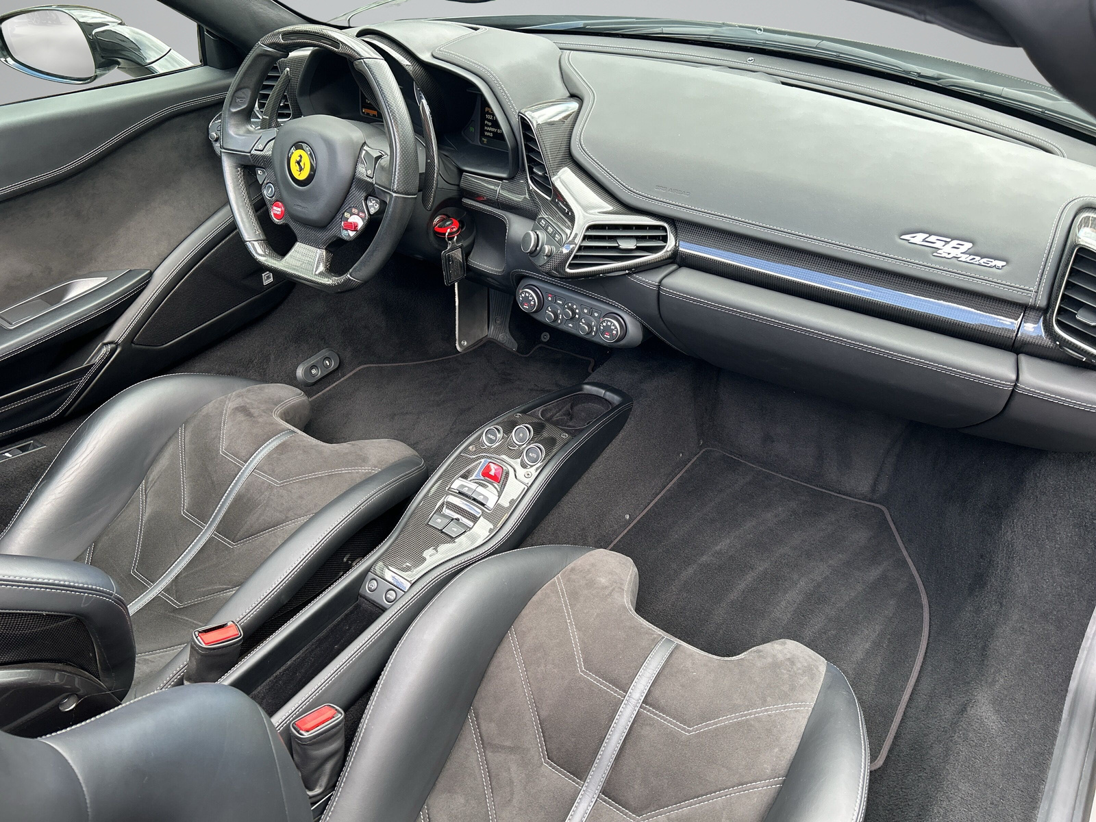 FERRARI 458 Spider Italia 4.5 V8 -Schweizer Erstauslieferung-aus erster Hand-lückenlose Service Hystorie--image-7