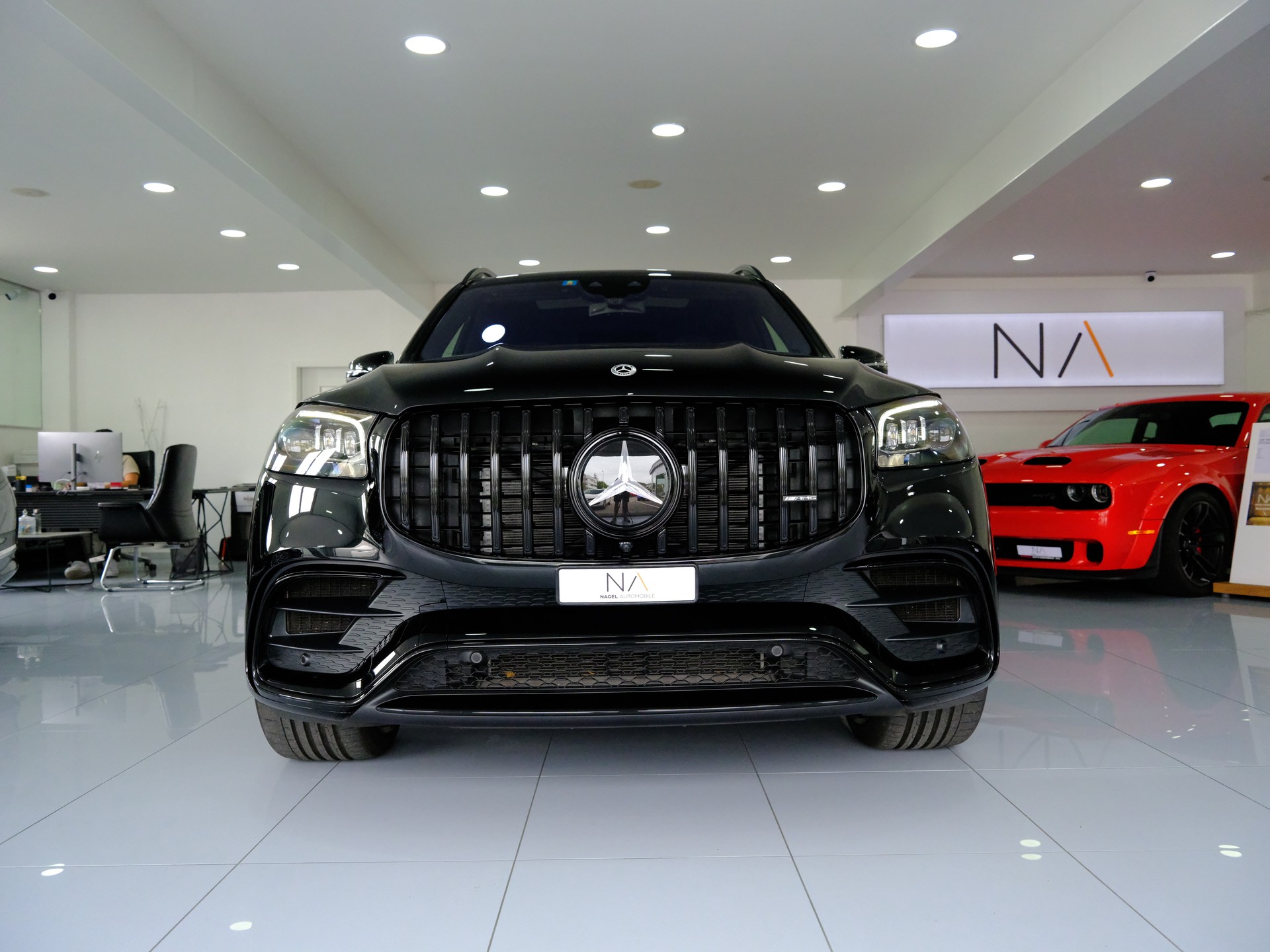 MERCEDES-BENZ GLS 63 4Matic+ TCT 9G *Burmester* *MB 100 Garantie bis 2027* *Panoramadach*-showroom-element-2