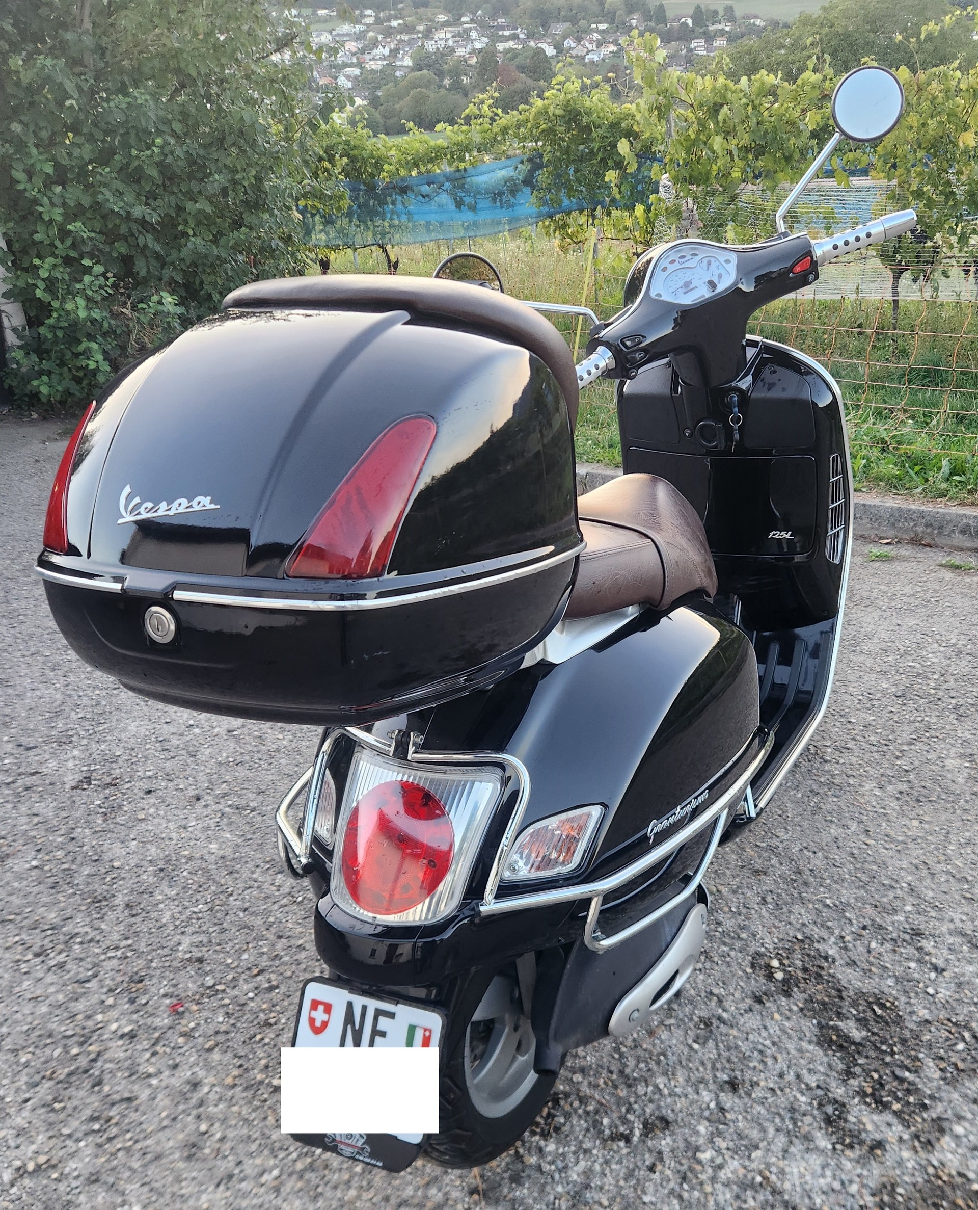 PIAGGIO Vespa 125 GT-image-3