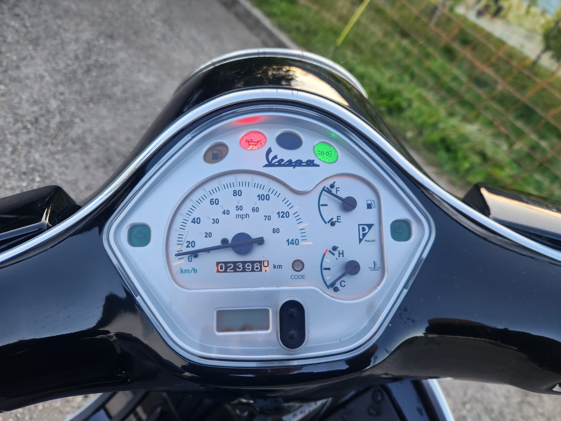 PIAGGIO Vespa 125 GT-image-4