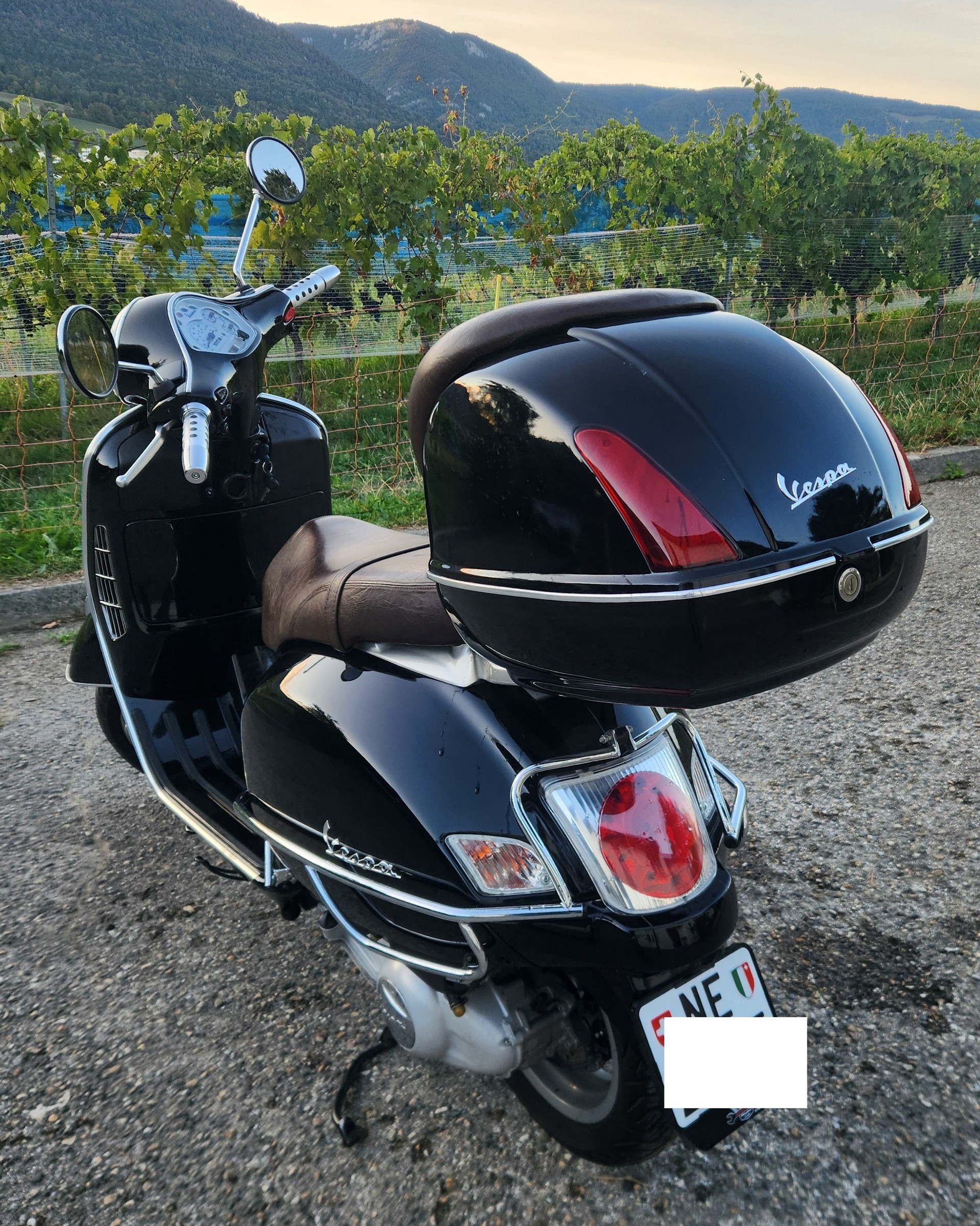PIAGGIO Vespa 125 GT-image-2