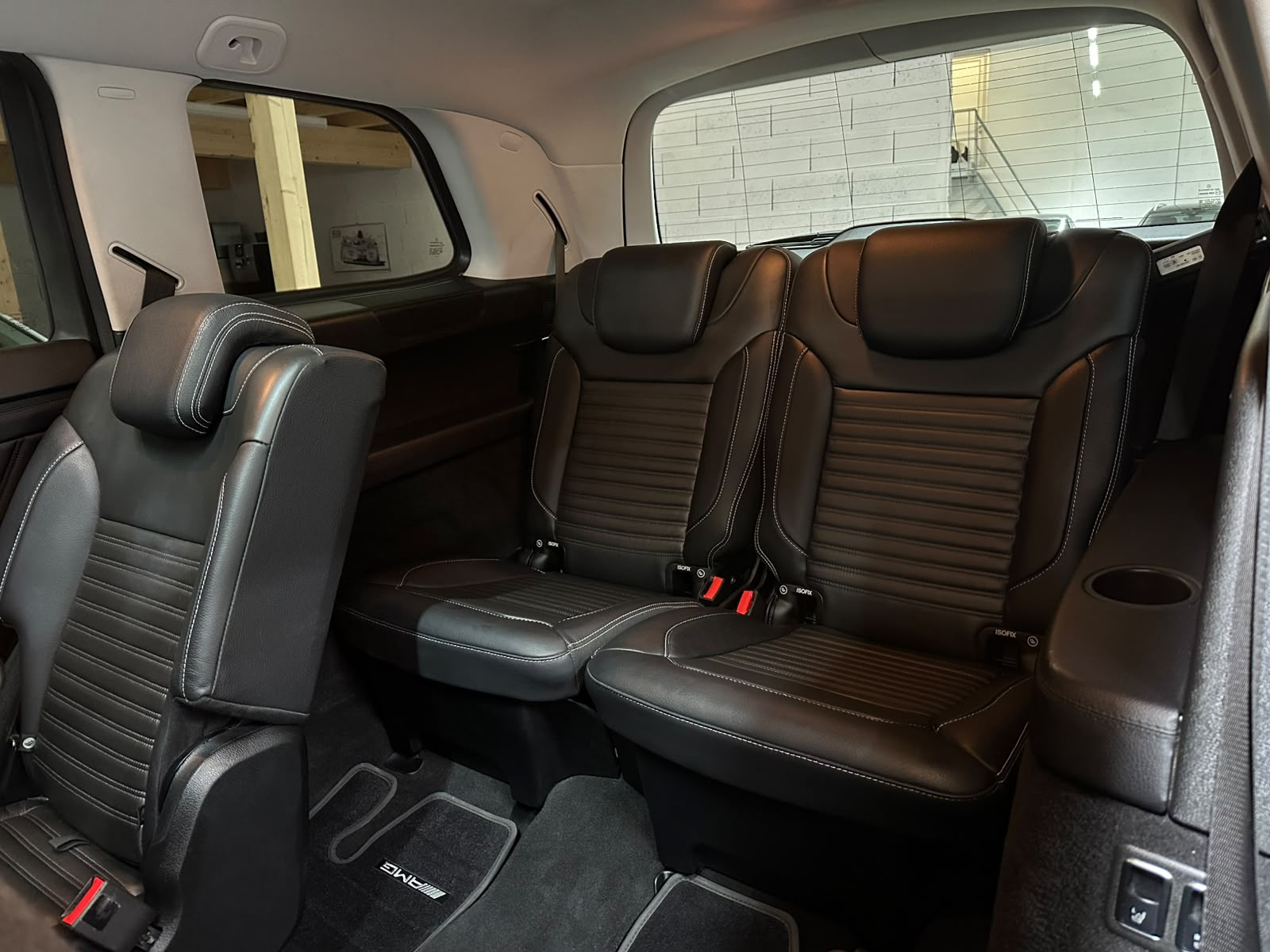 MERCEDES-BENZ GLS 500 4Matic 9G-Tronic-image-11
