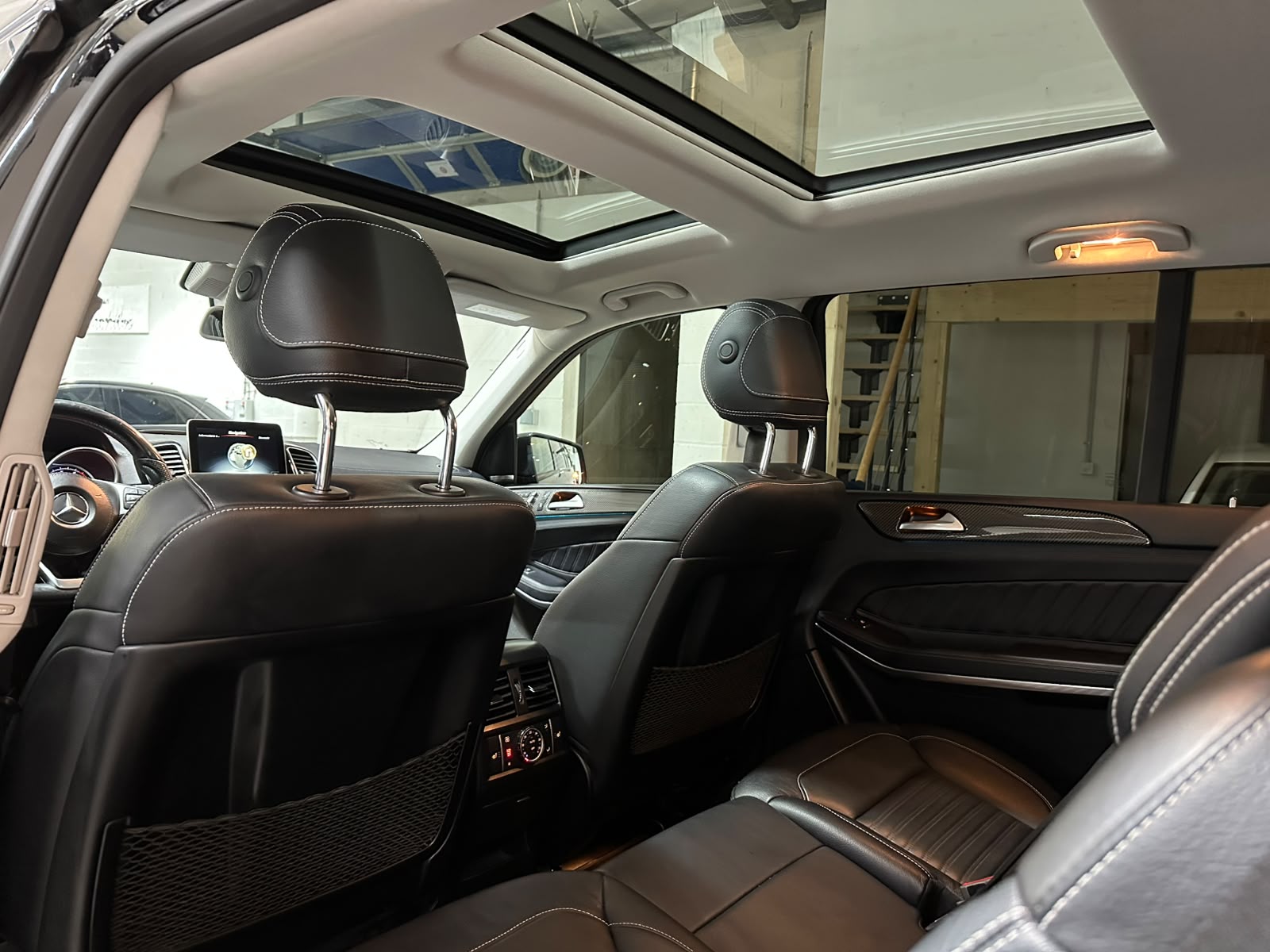 MERCEDES-BENZ GLS 500 4Matic 9G-Tronic-image-9