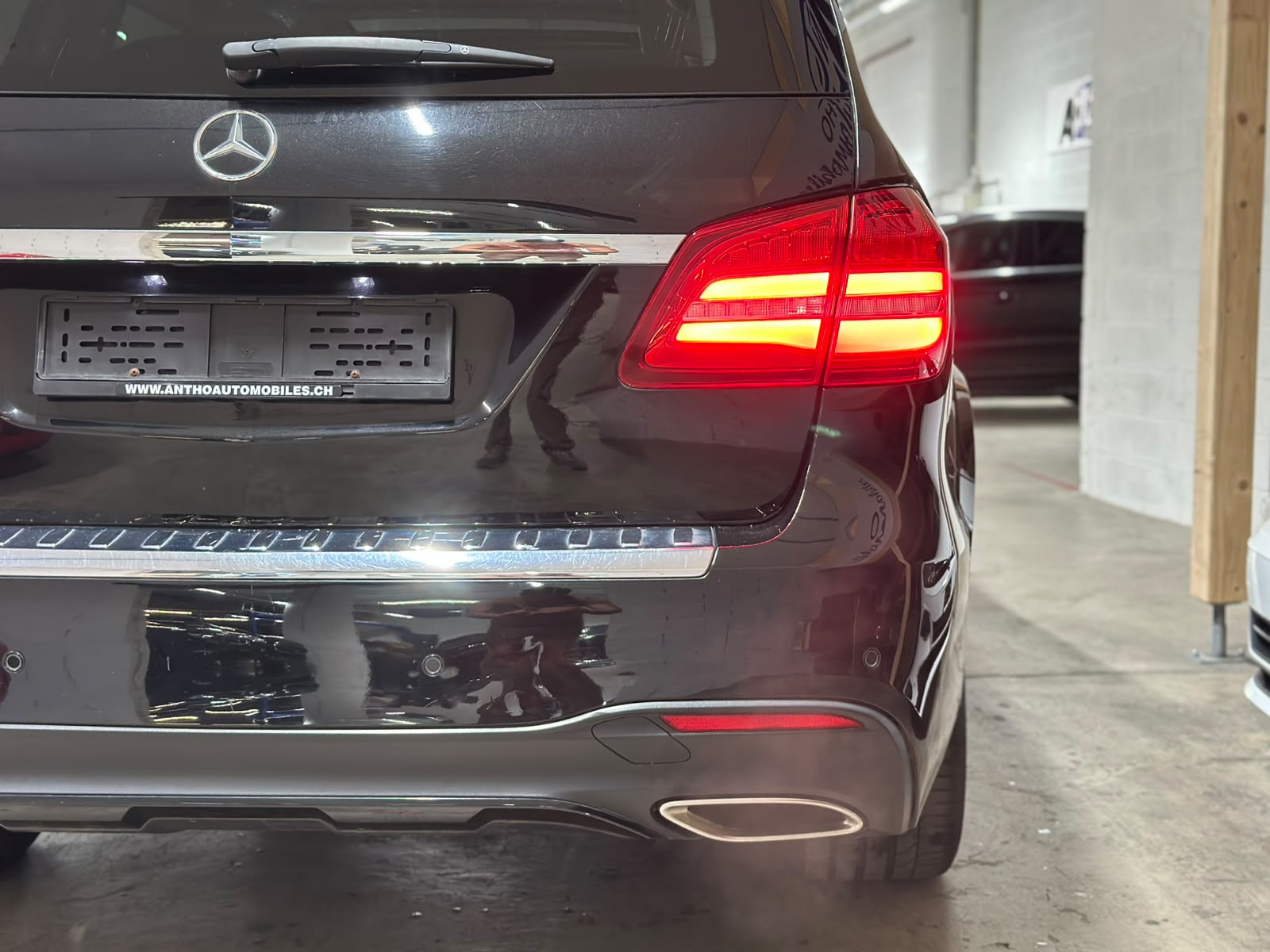 MERCEDES-BENZ GLS 500 4Matic 9G-Tronic-image-6