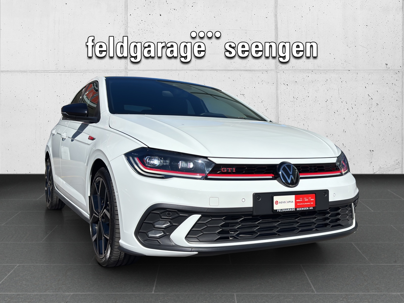 VW Polo 2.0 TSI GTI DSG mit Navi, Rückfahrkamera, Schwarze Aussenspiegel mit schwarzem Dach in Absetzfarbe-showroom-element-2