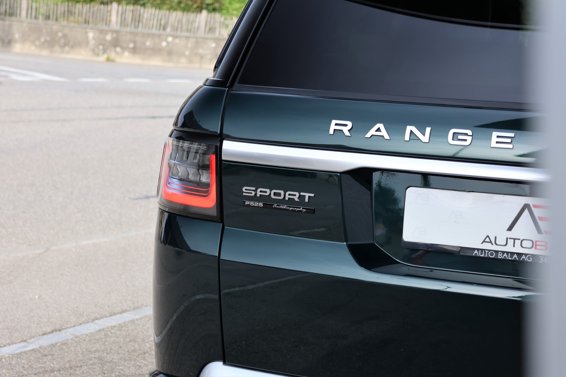 LAND ROVER Range Rover Sport 5.0 V8 S/C HSE Autobiography Dynamic Automatic (CH) *PaletteGreen*-image-5