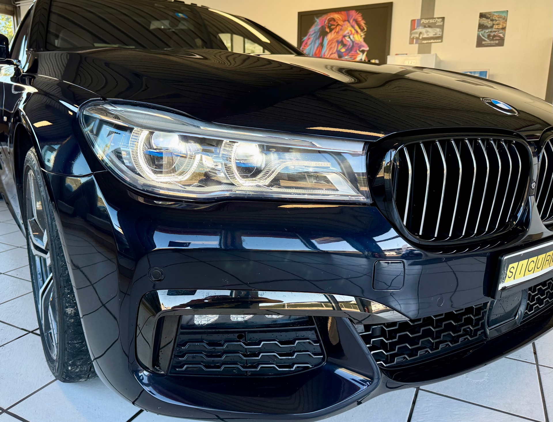 BMW 740d xDrive Steptronic-showroom-element-1