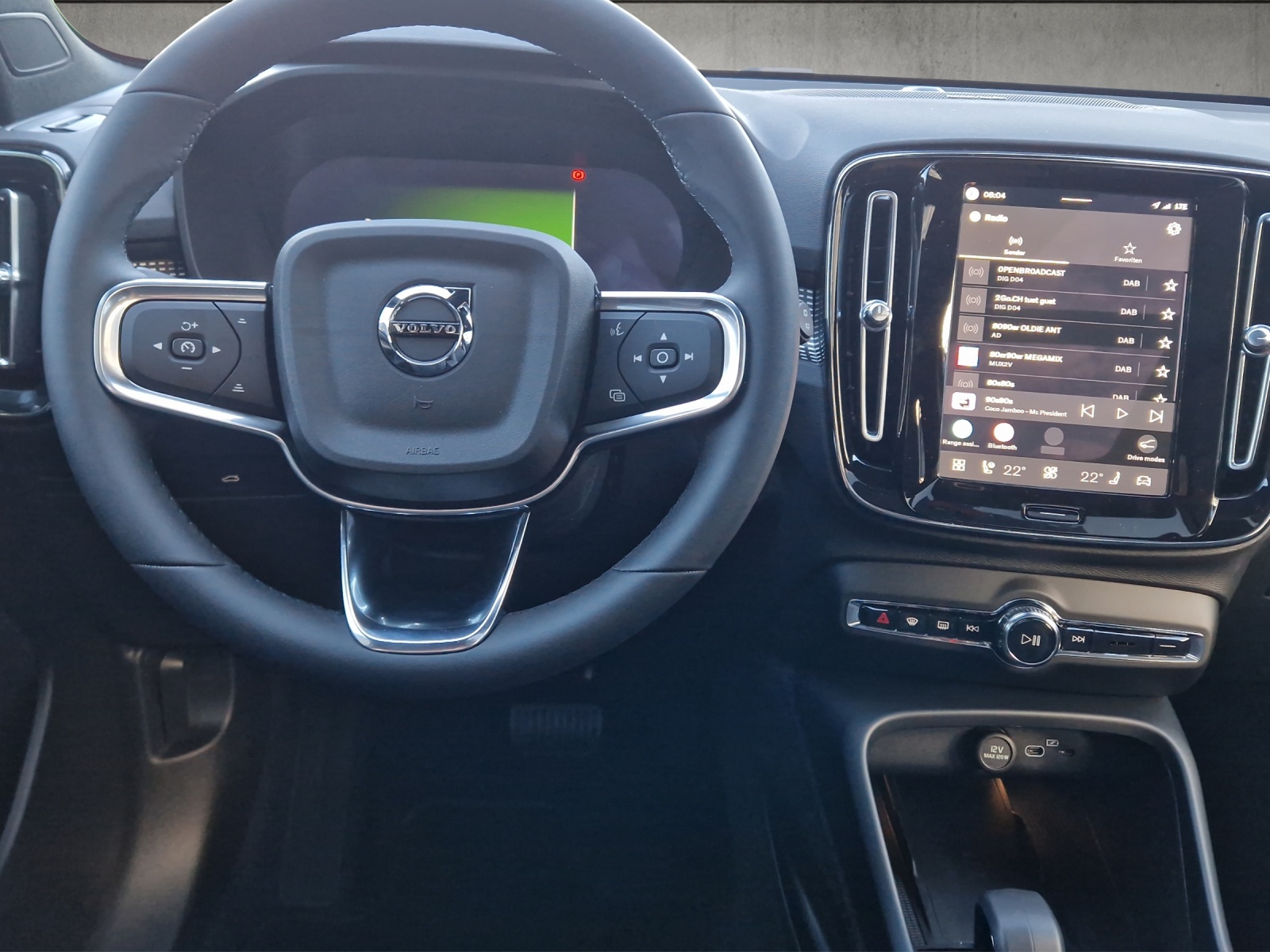 VOLVO EX40 Twin Black Edition AWD-showroom-element-3