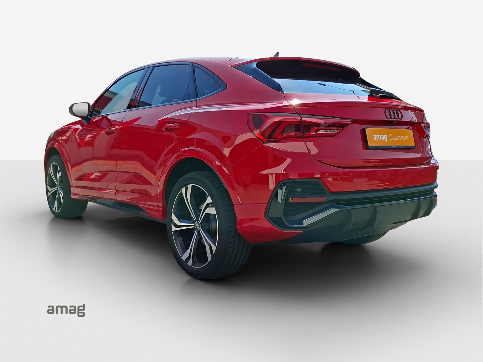 AUDI Q3 Sportback 35 TFSI S line Attraction S-tronic-showroom-element-2