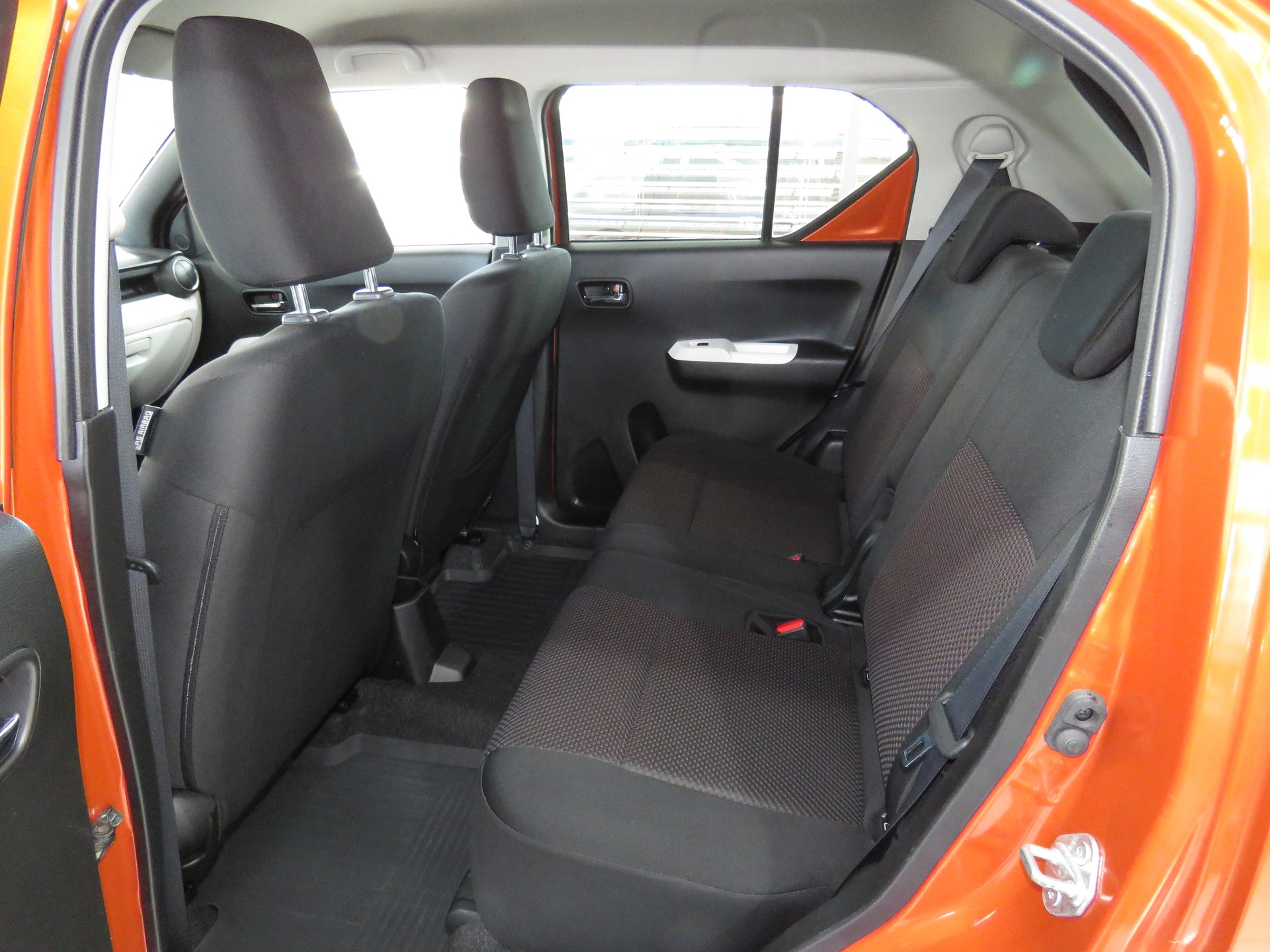 SUZUKI Ignis 1.2i Compact Top 4x4 Swiss Edition-image-8