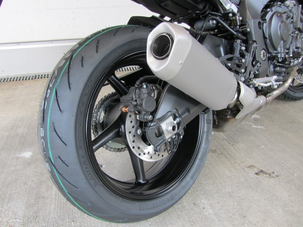 YAMAHA MT-10-image-9