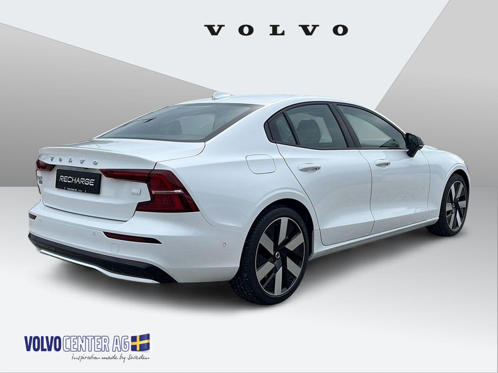 VOLVO S60 2.0 T8 TE Ultimate Dark eAWD-showroom-element-3
